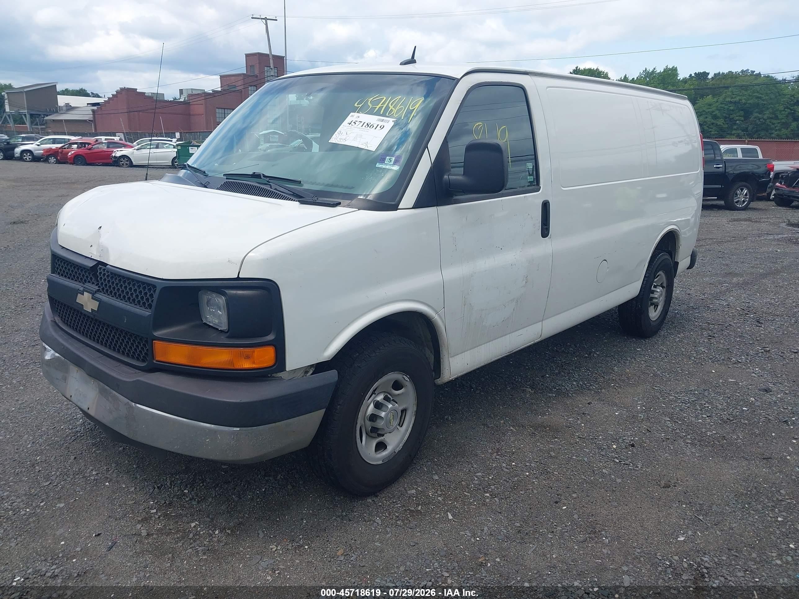 2013 Chevrolet Express 2500 Work Van White vin: 1GCWGFFA4D1167230