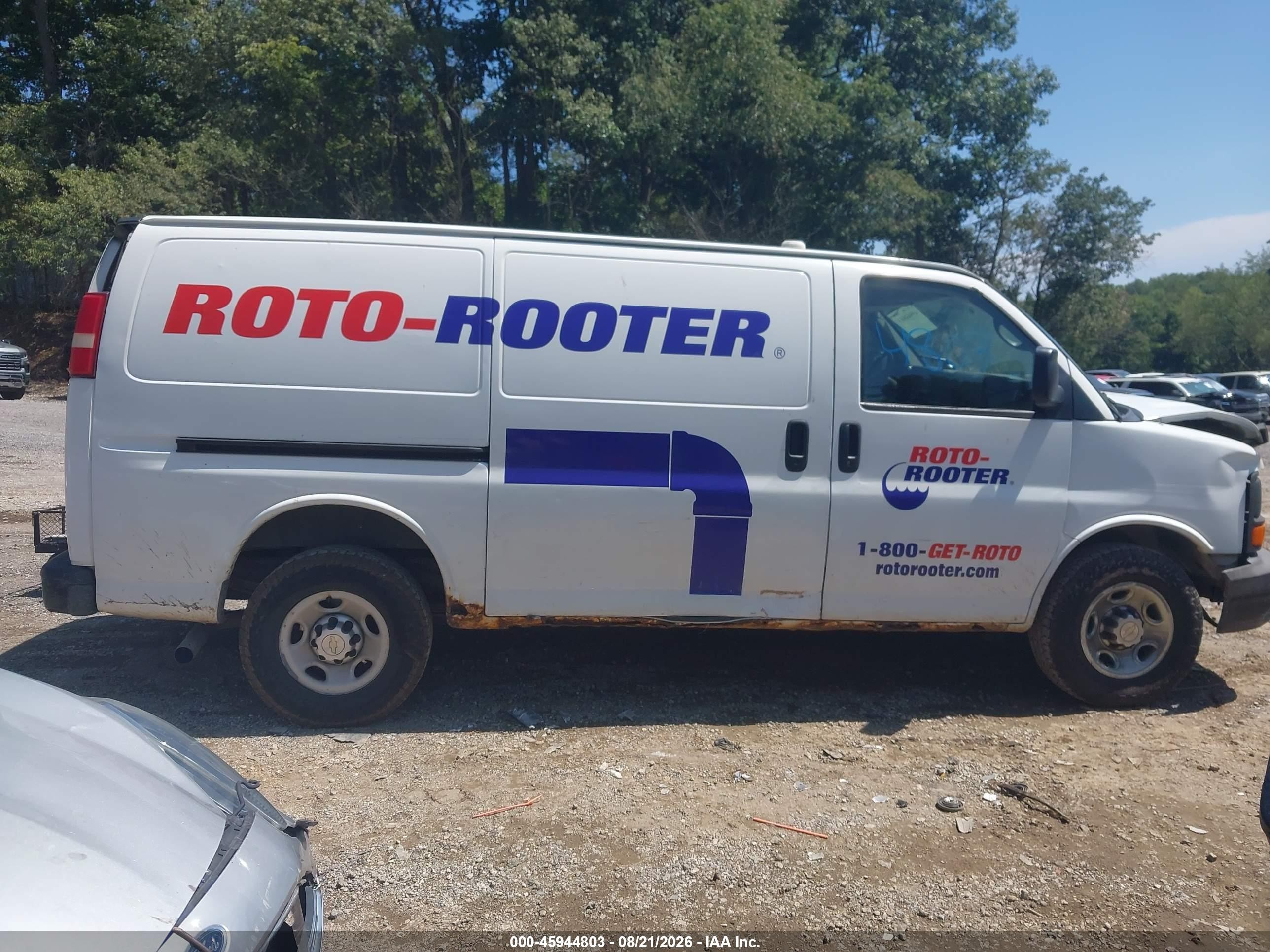 2011 Chevrolet Express 2500 Work Van White vin: 1GCWGFFA7B1131058