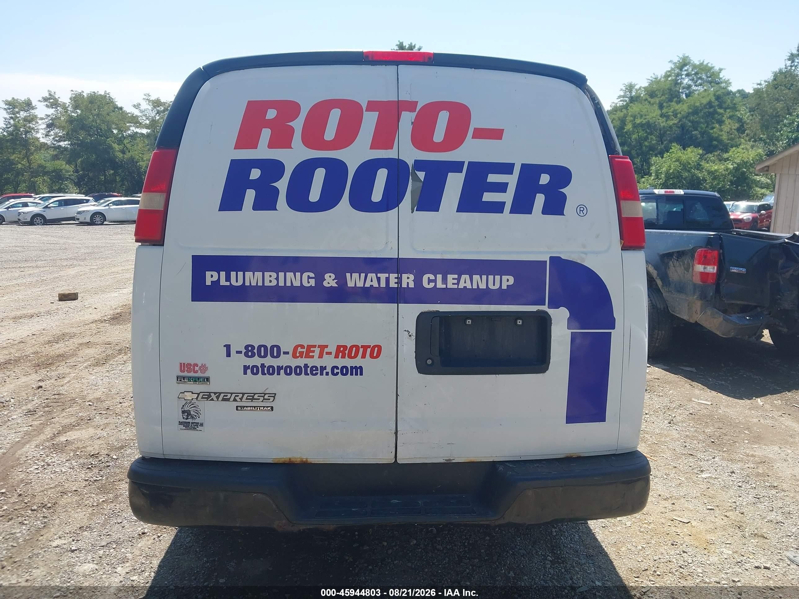 2011 Chevrolet Express 2500 Work Van White vin: 1GCWGFFA7B1131058