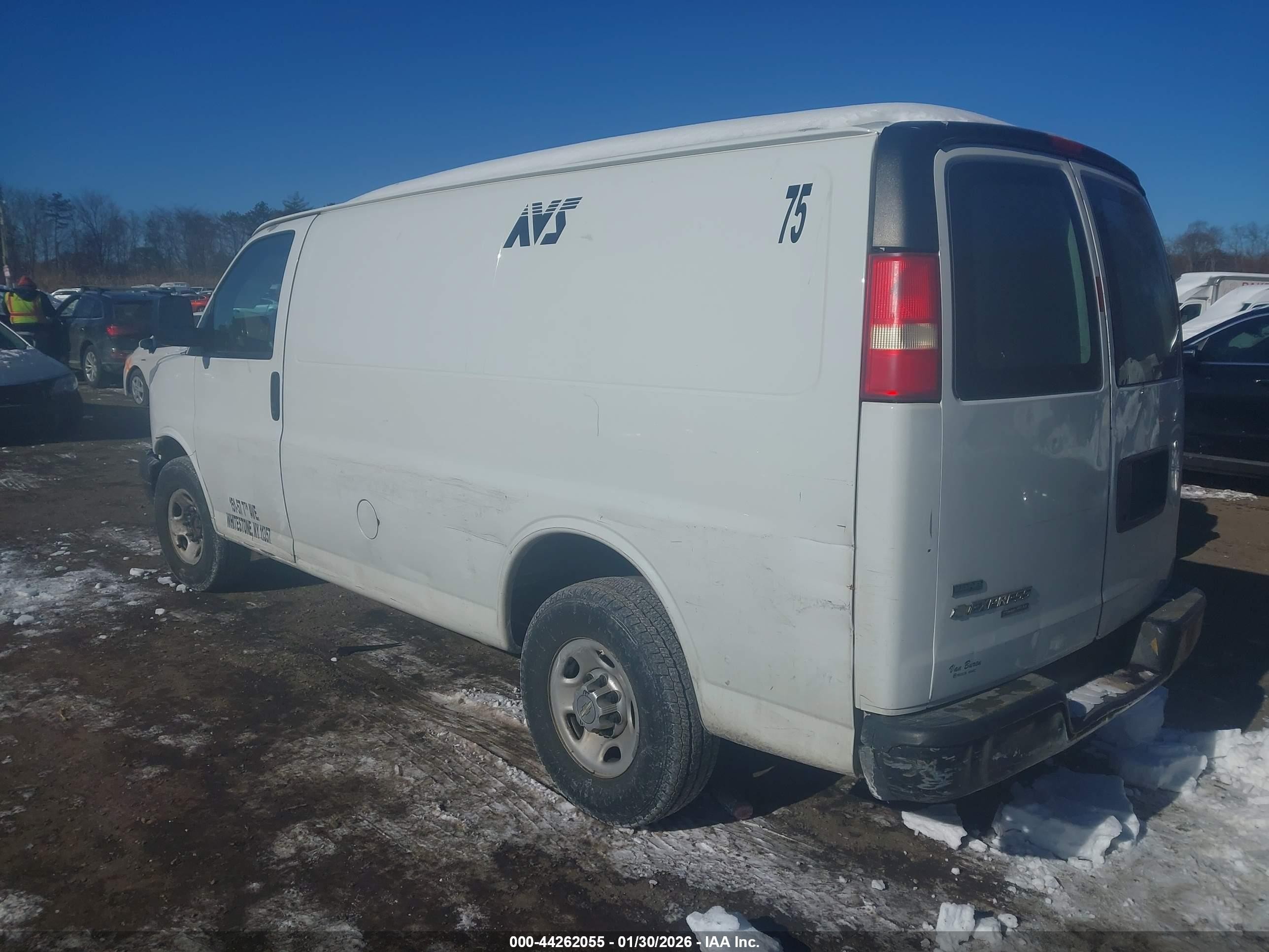 2012 Chevrolet Express 2500 Work Van White vin: 1GCWGFFA9C1116885