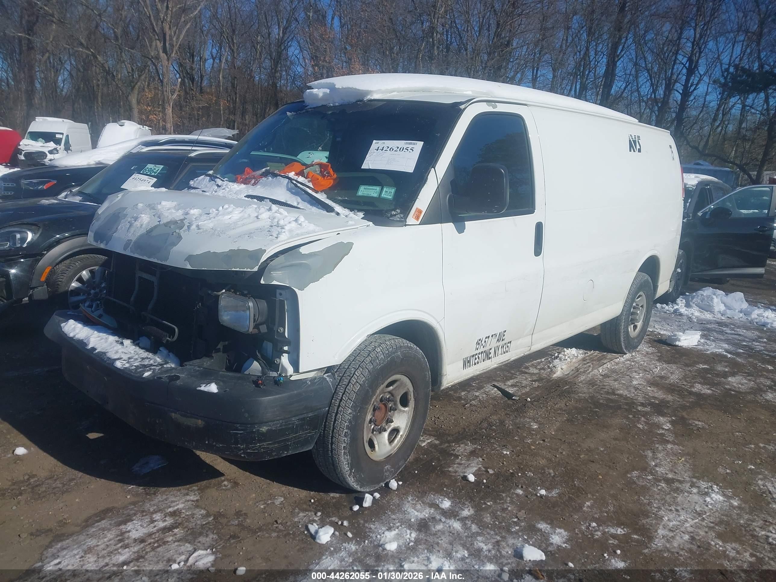 2012 Chevrolet Express 2500 Work Van White vin: 1GCWGFFA9C1116885