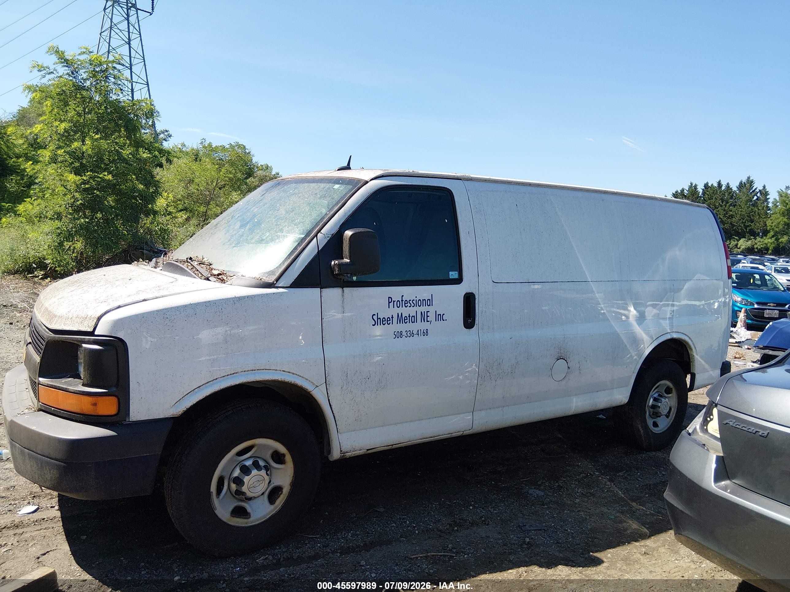 2015 Chevrolet Express 2500 Work Van White vin: 1GCWGFFF2F1103802