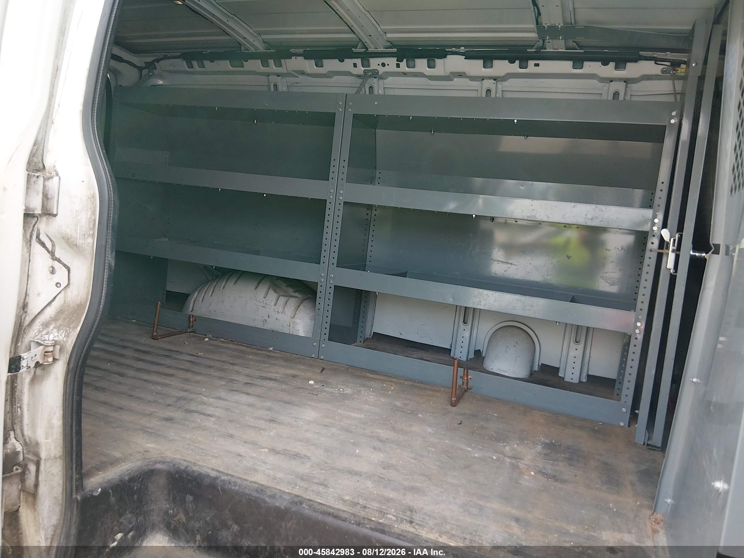 2015 Chevrolet Express 2500 Work Van Белый vin: 1GCWGFFF2F1172361
