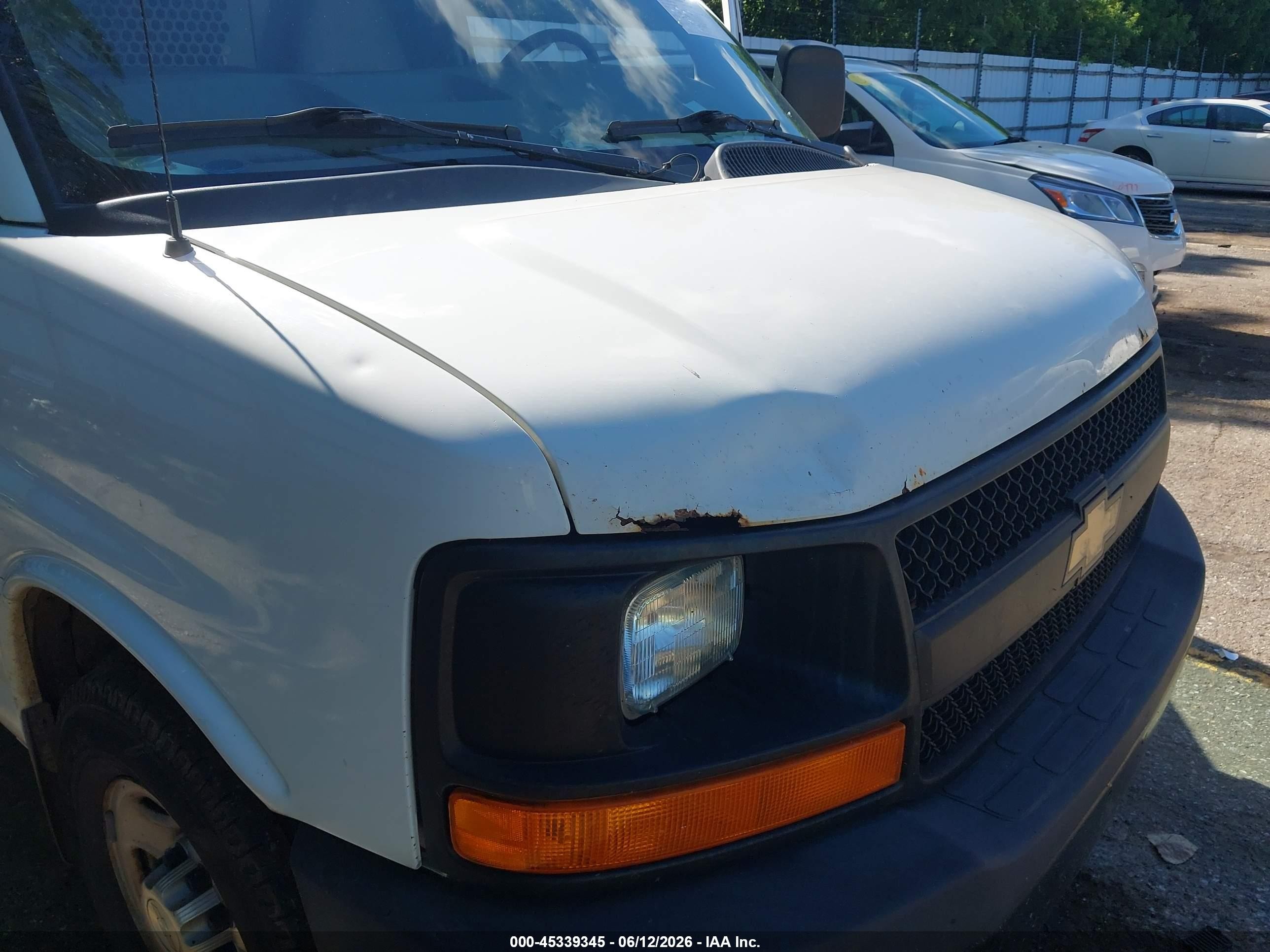 2015 Chevrolet Express 2500 Work Van White vin: 1GCWGFFF3F1122973