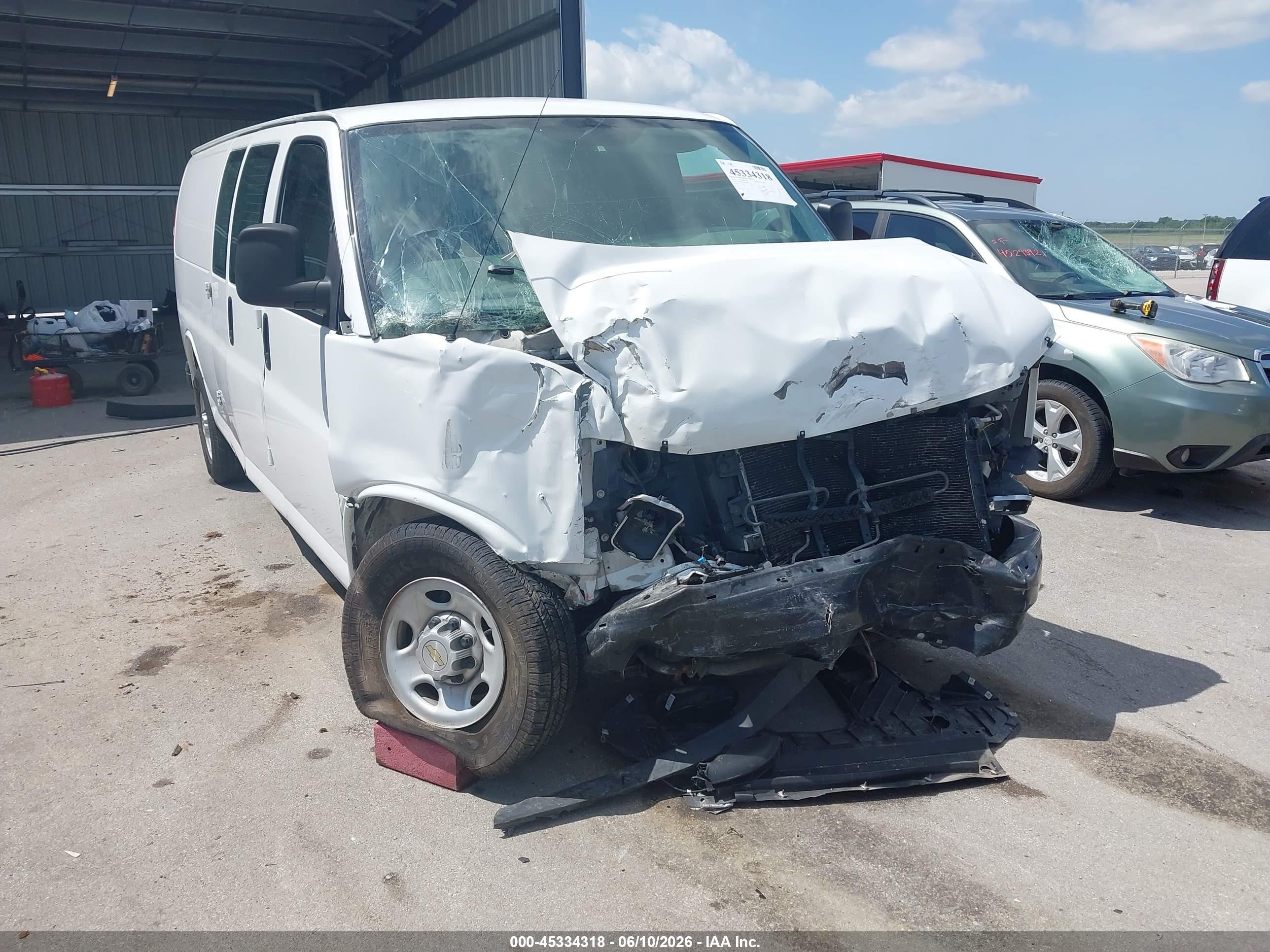 2012 Chevrolet Express 2500 Work Van White vin: 1GCWGGBA2C1165941
