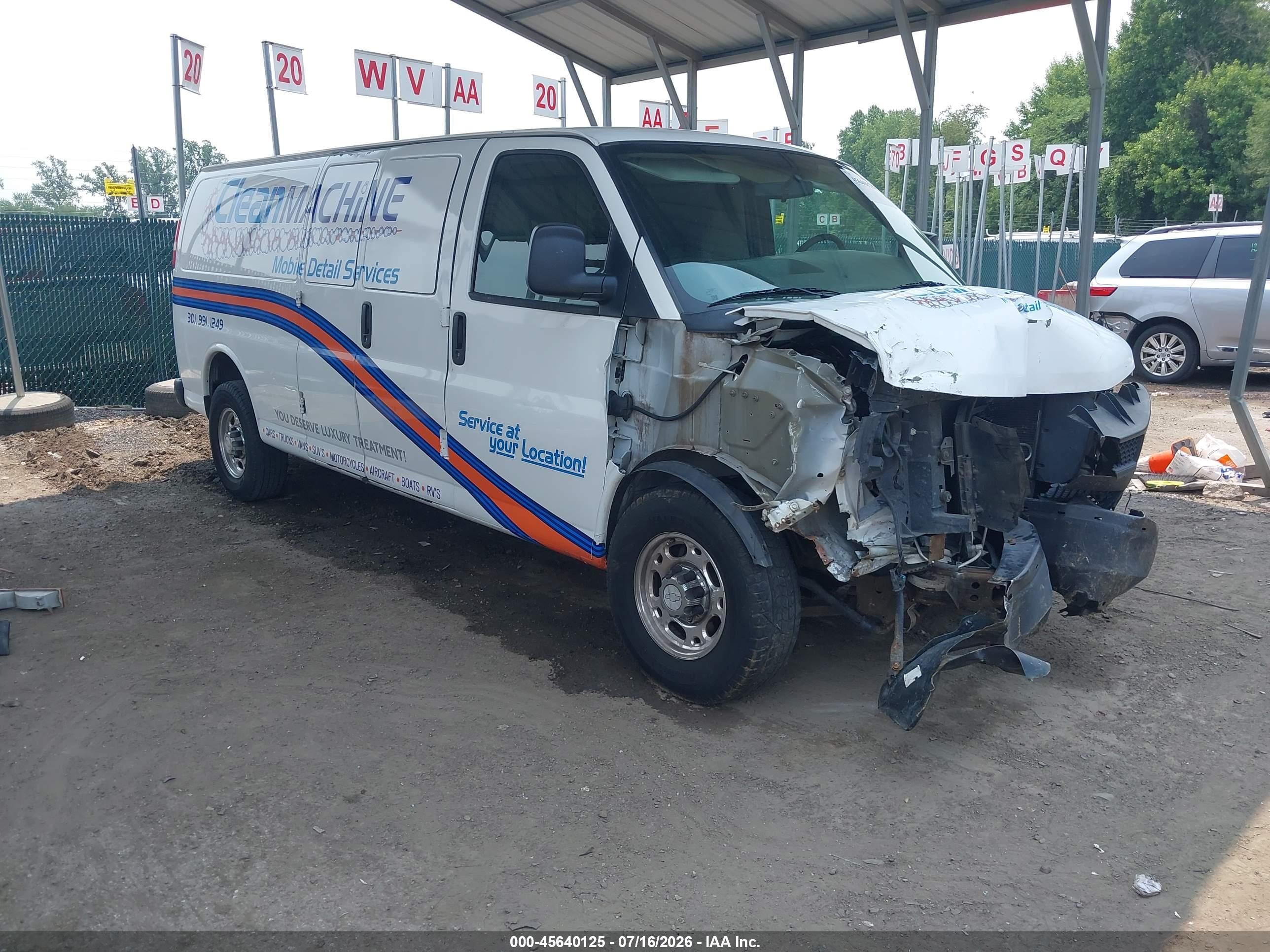 2011 Chevrolet Express 2500 Work Van White vin: 1GCWGGBGXB1126114