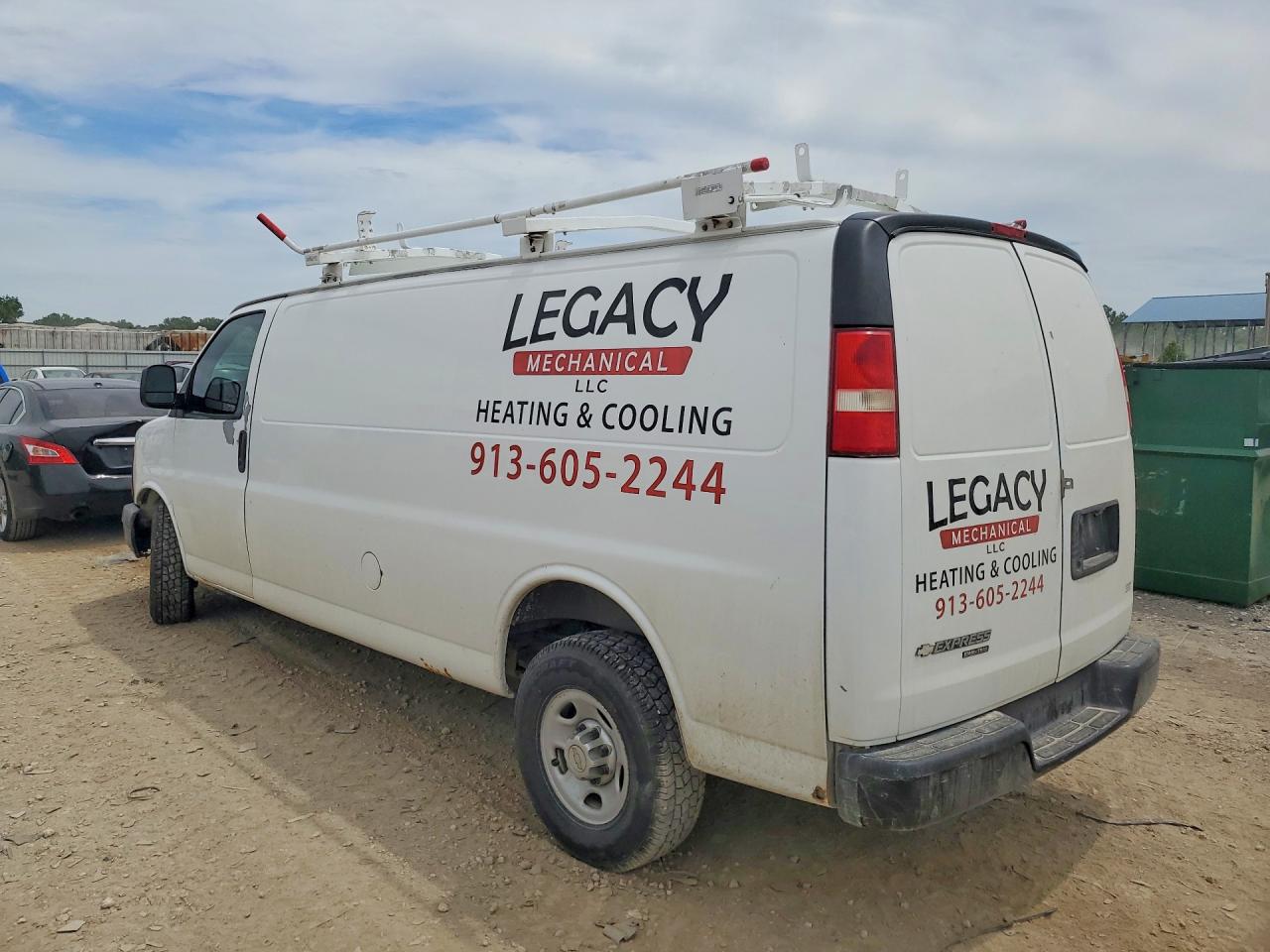 2013 Chevrolet Express G2500 White vin: 1GCWGGCA1D1100420