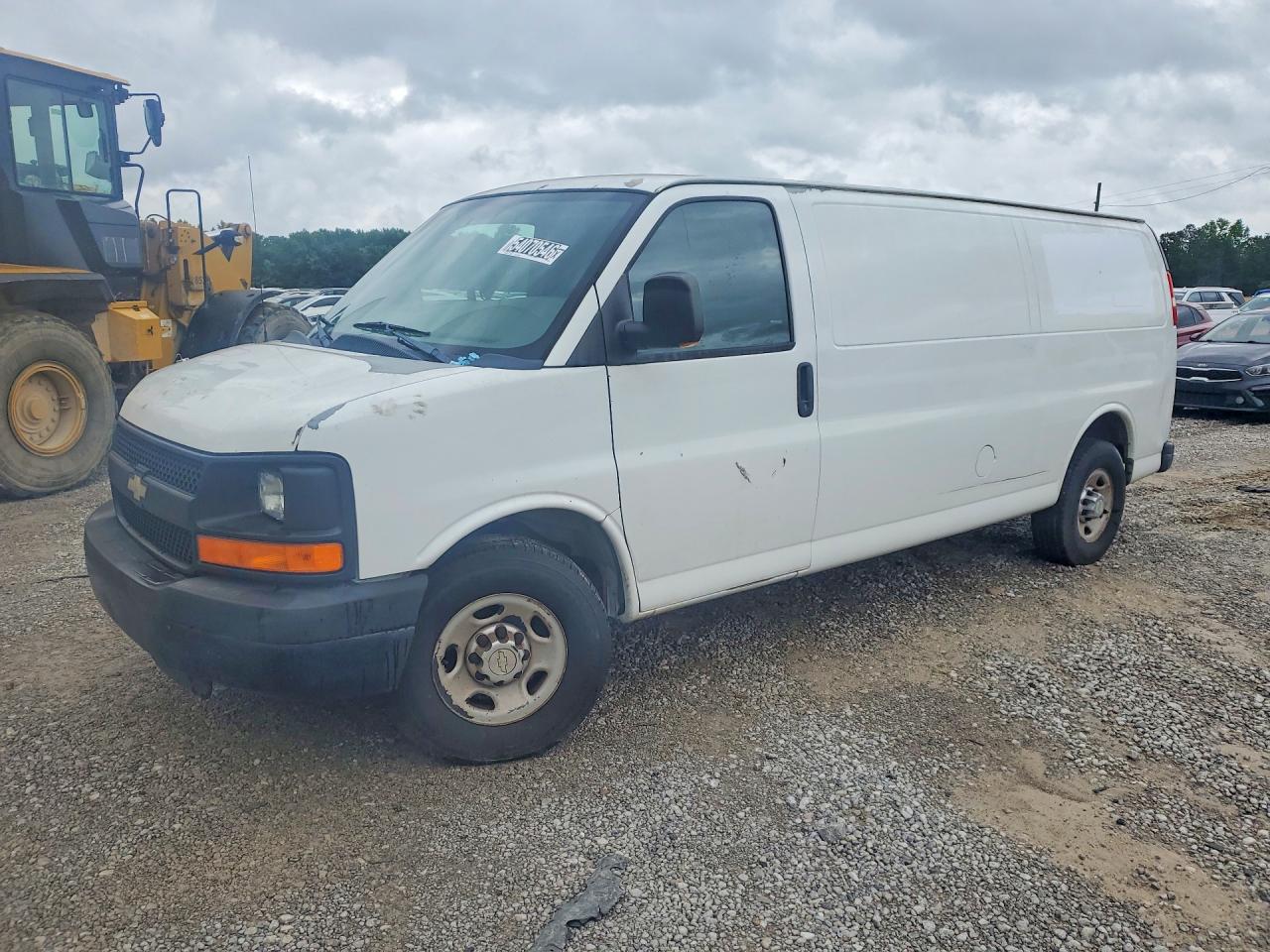 2012 Chevrolet Express G2500 White vin: 1GCWGGCA4C1156737