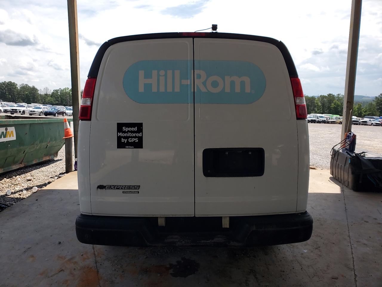 2012 Chevrolet Express G2500 White vin: 1GCWGGCA4C1156737 Damage: Right Rear Cargo Door, Heavy Scratch, 1/8 To 1/2 Inch