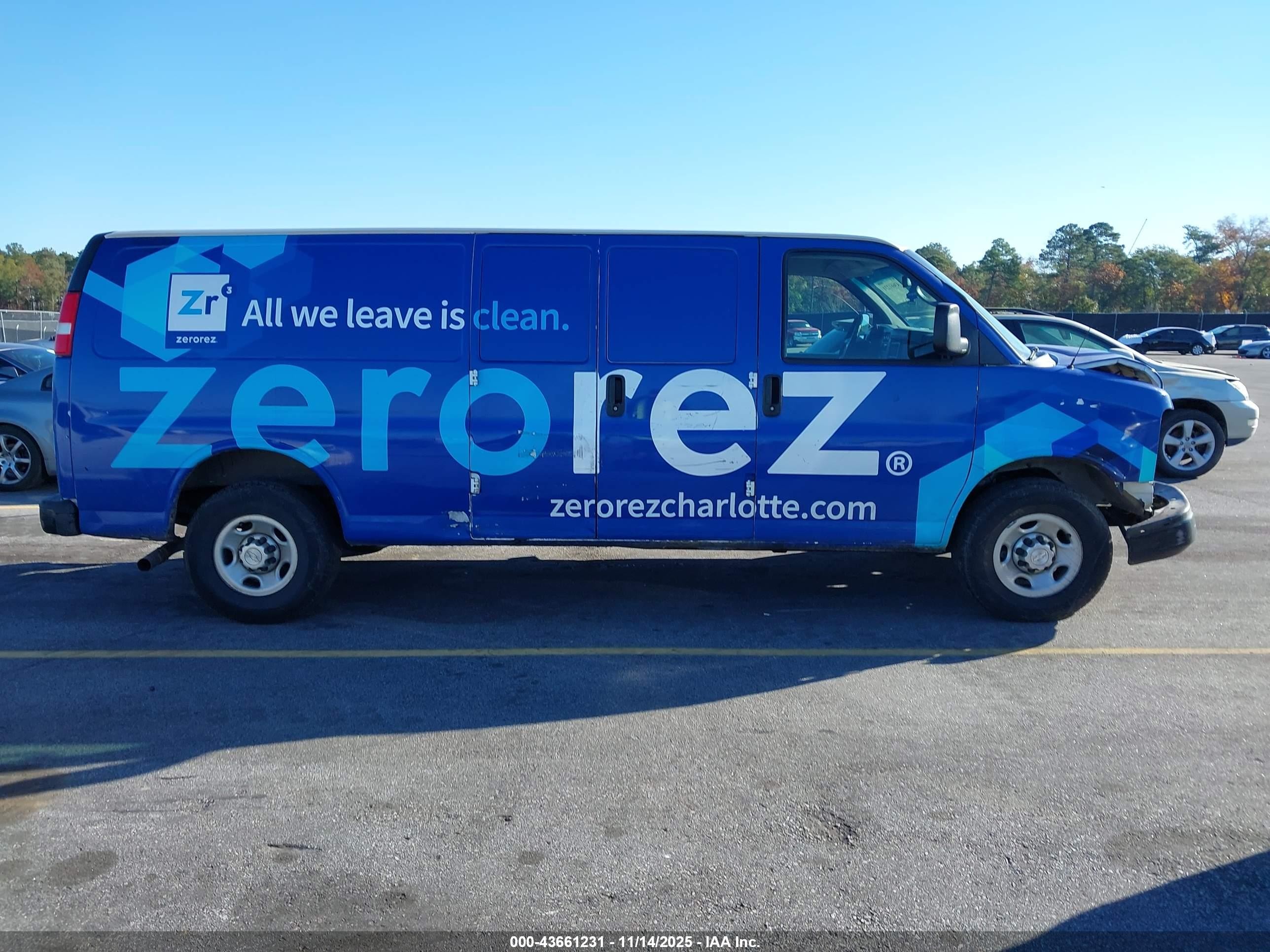 2014 Chevrolet Express 2500 Work Van Blue vin: 1GCWGGCA6E1202880