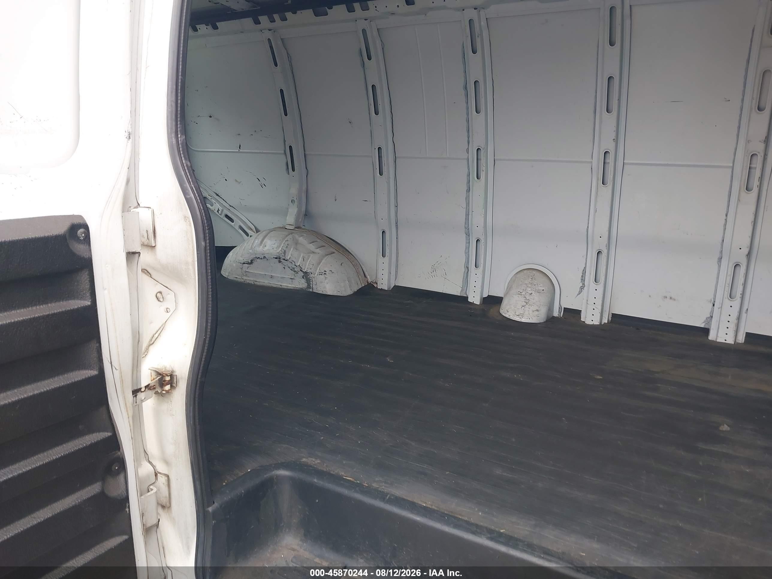 2014 Chevrolet Express 2500 Work Van White vin: 1GCWGGCAXE1212036