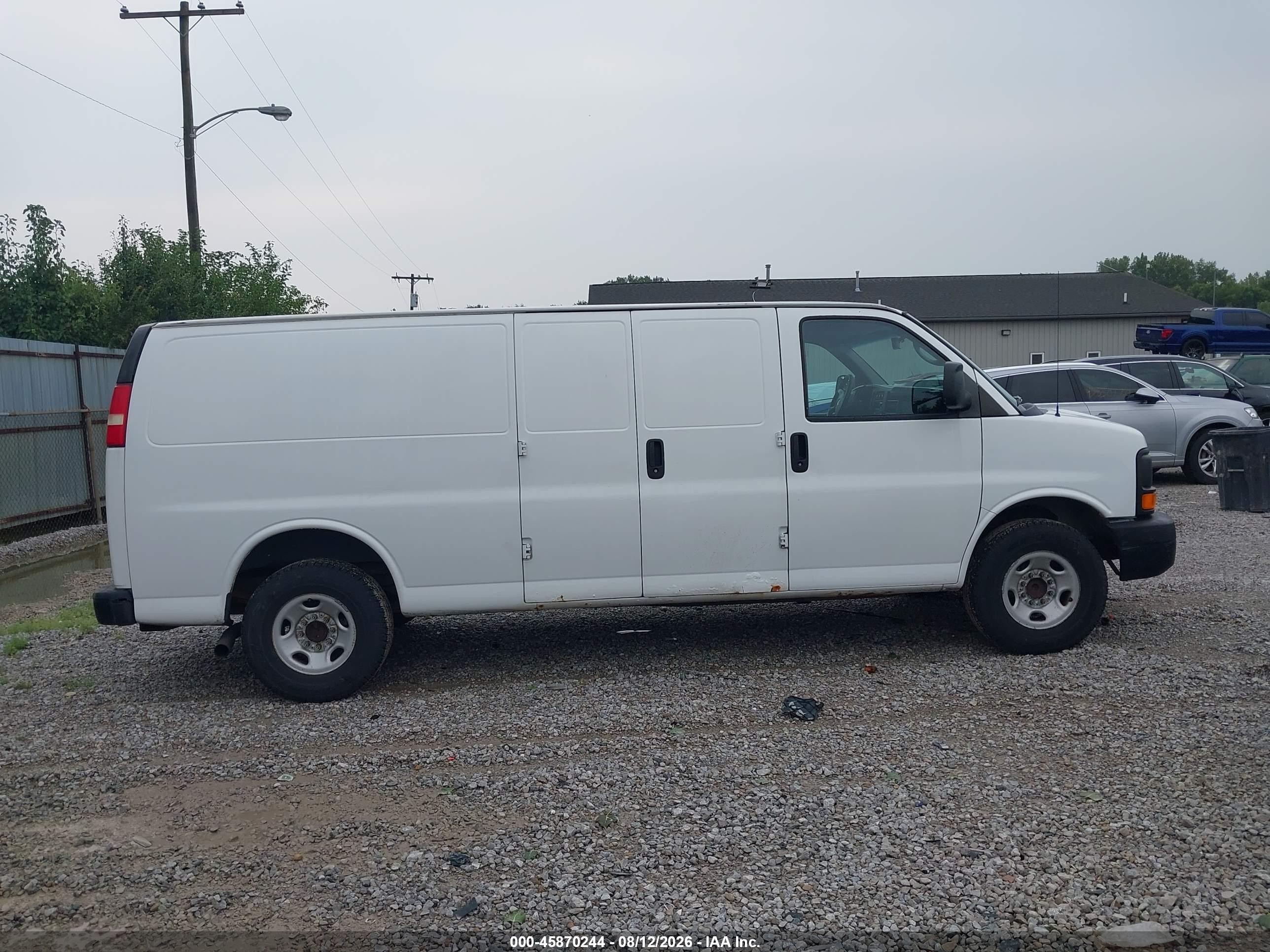 2014 Chevrolet Express 2500 Work Van White vin: 1GCWGGCAXE1212036