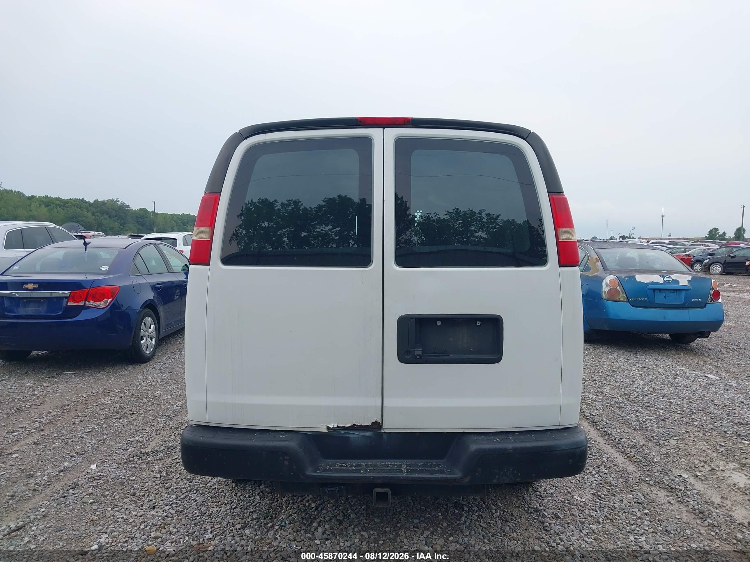 2014 Chevrolet Express 2500 Work Van White vin: 1GCWGGCAXE1212036