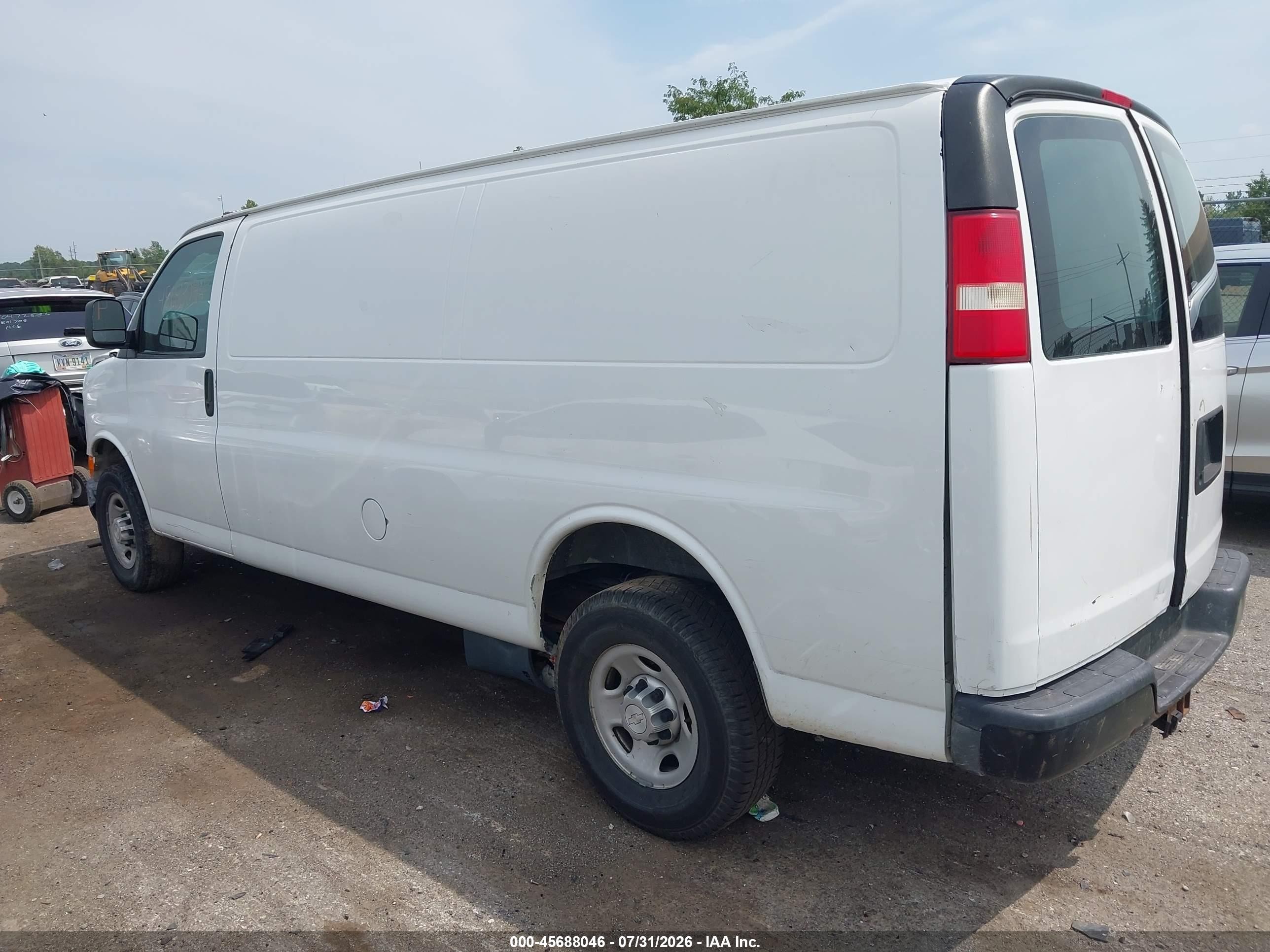 2015 Chevrolet Express 2500 Work Van White vin: 1GCWGGCG3F1125259