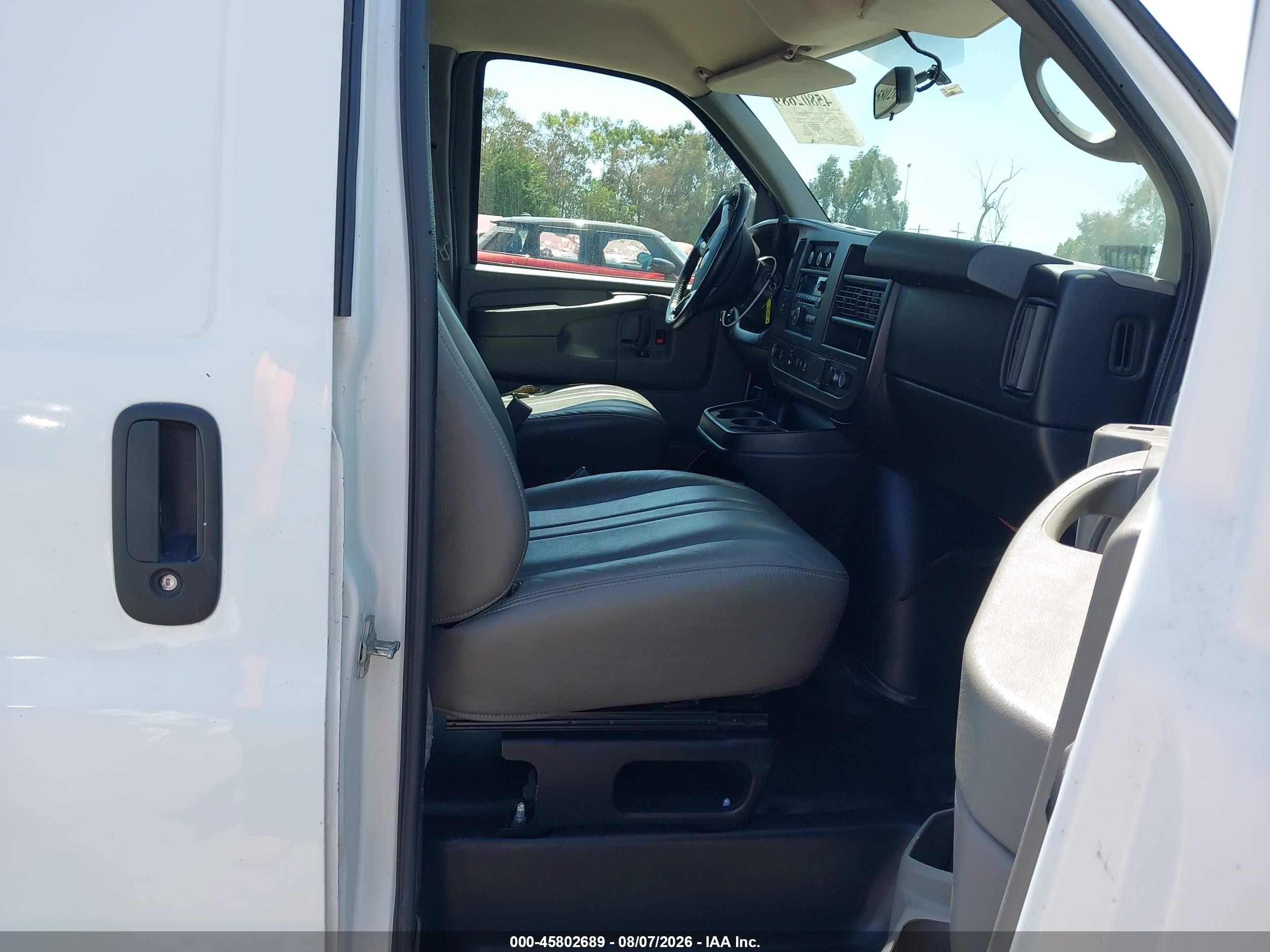 2015 Chevrolet Express 2500 Work Van White vin: 1GCWGGCG3F1220632