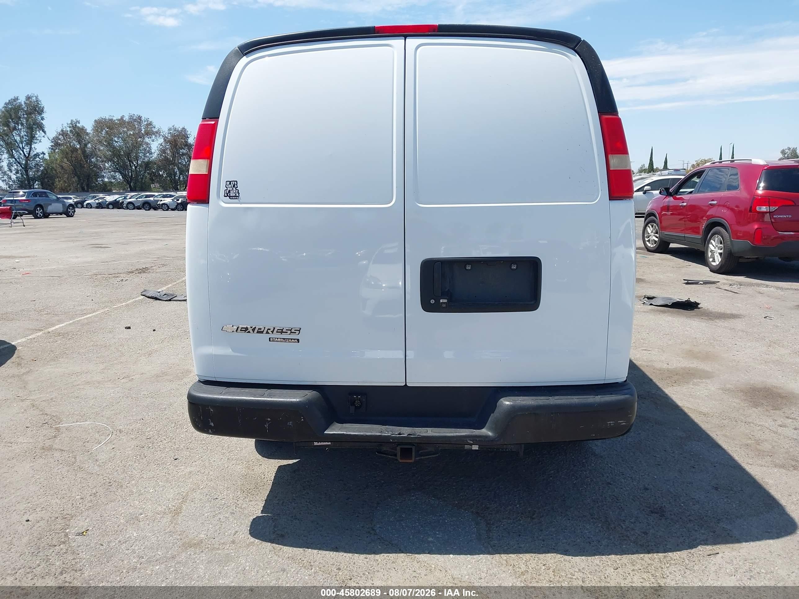 2015 Chevrolet Express 2500 Work Van White vin: 1GCWGGCG3F1220632