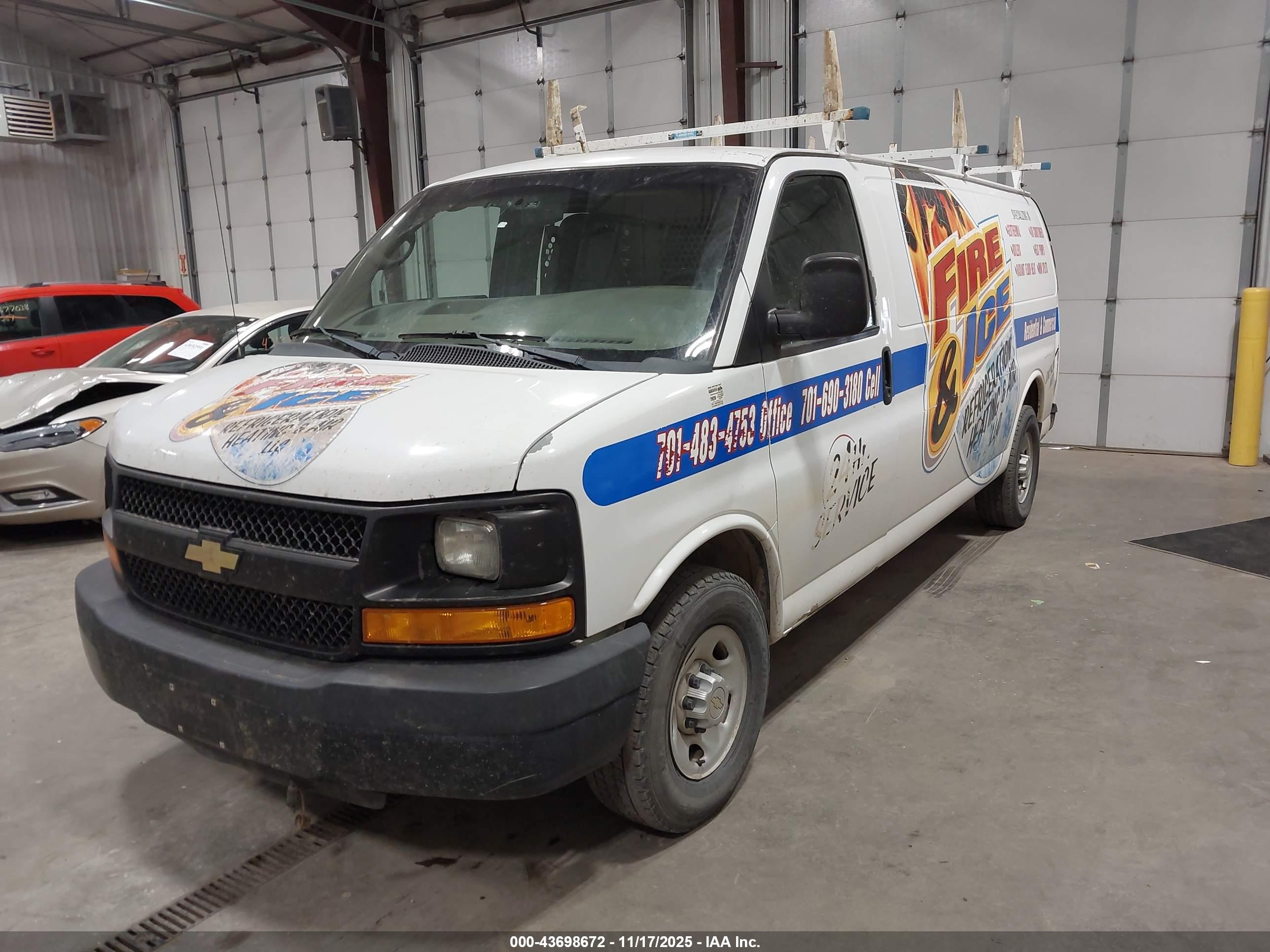 2013 Chevrolet Express 2500 Work Van White vin: 1GCWGGCGXD1123442