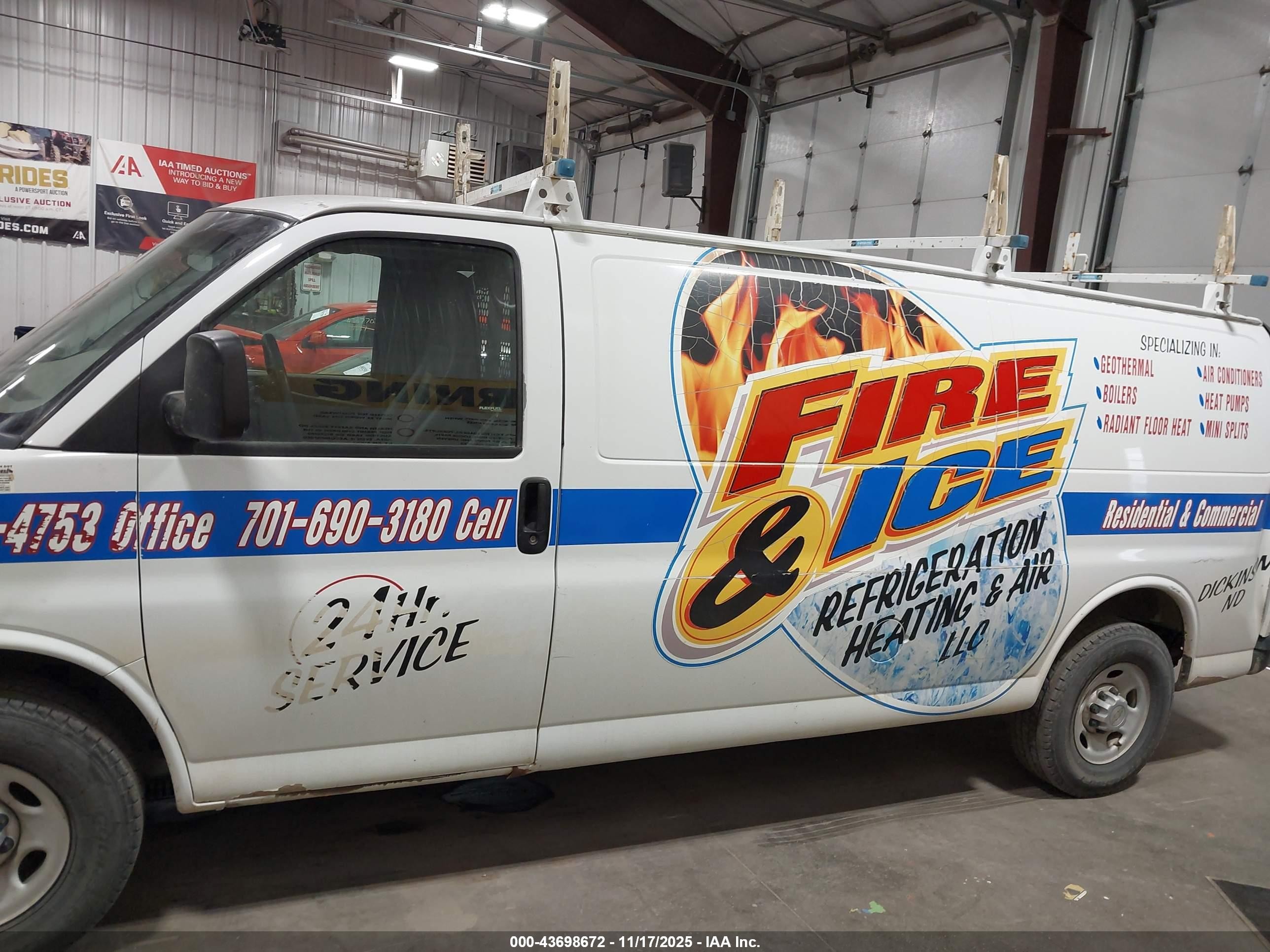 2013 Chevrolet Express 2500 Work Van White vin: 1GCWGGCGXD1123442