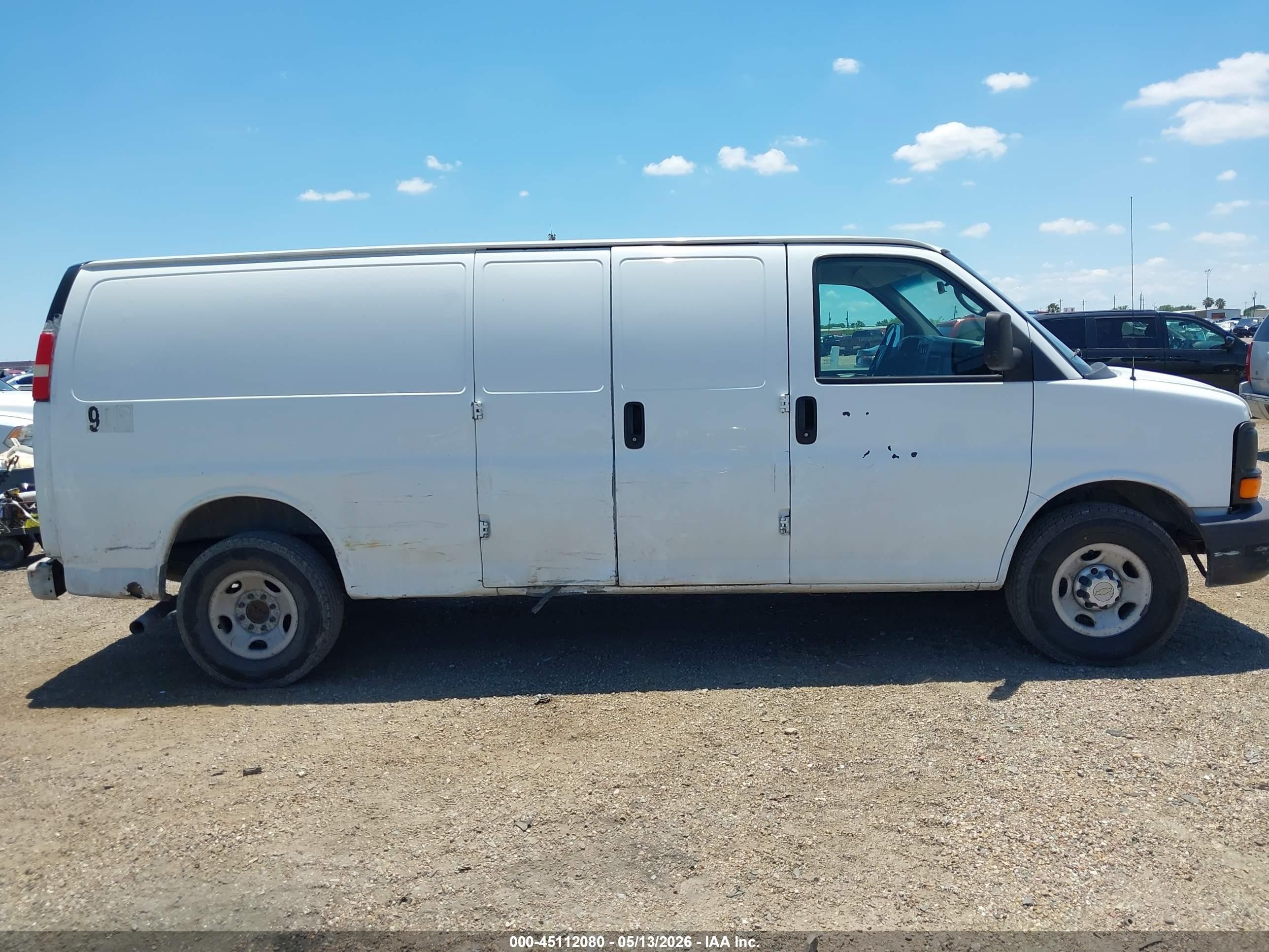 2014 Chevrolet Express 2500 Work Van White vin: 1GCWGGFA0E1145491