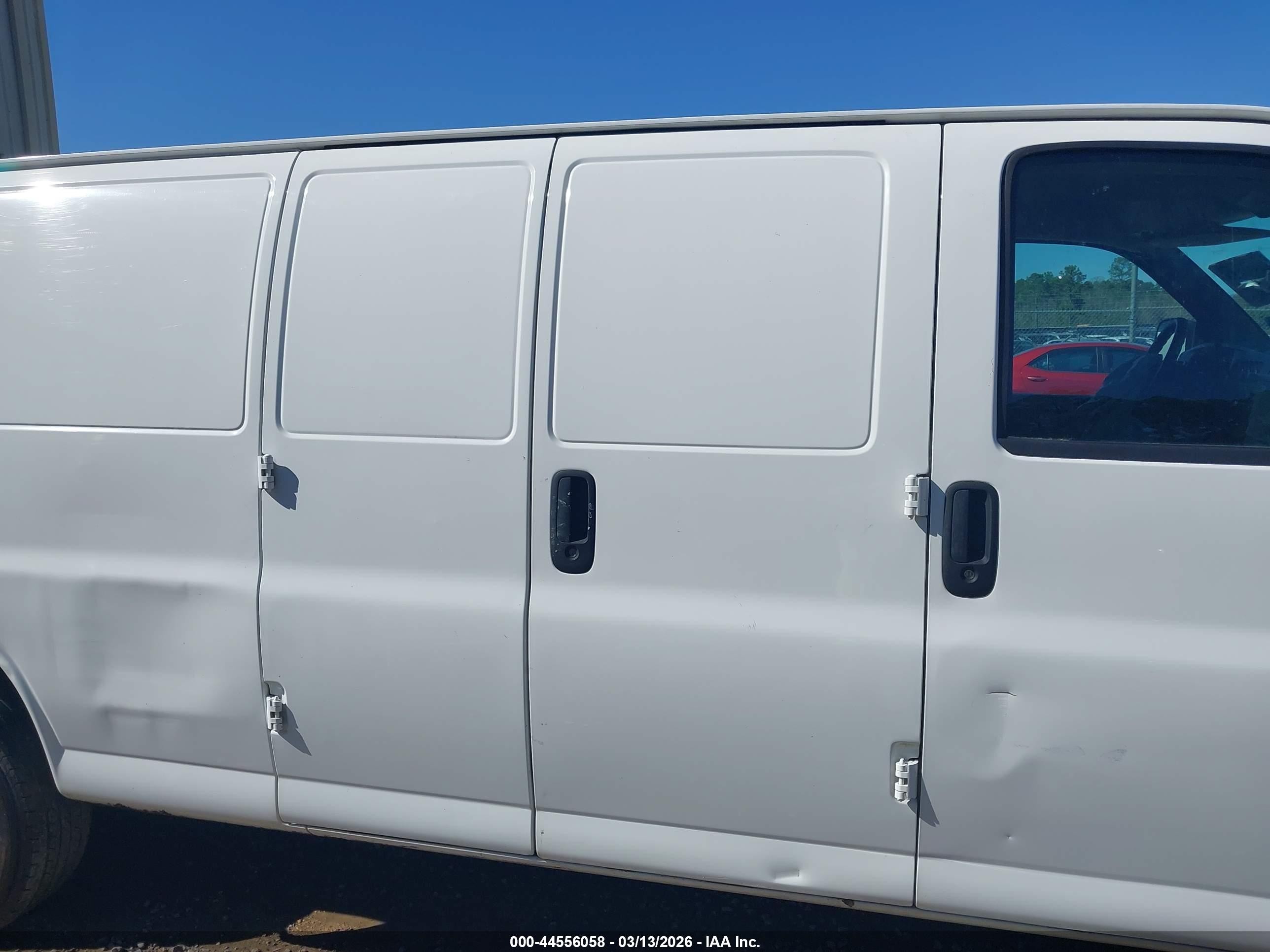 2012 Chevrolet Express 2500 Work Van White vin: 1GCWGGFA1C1116403