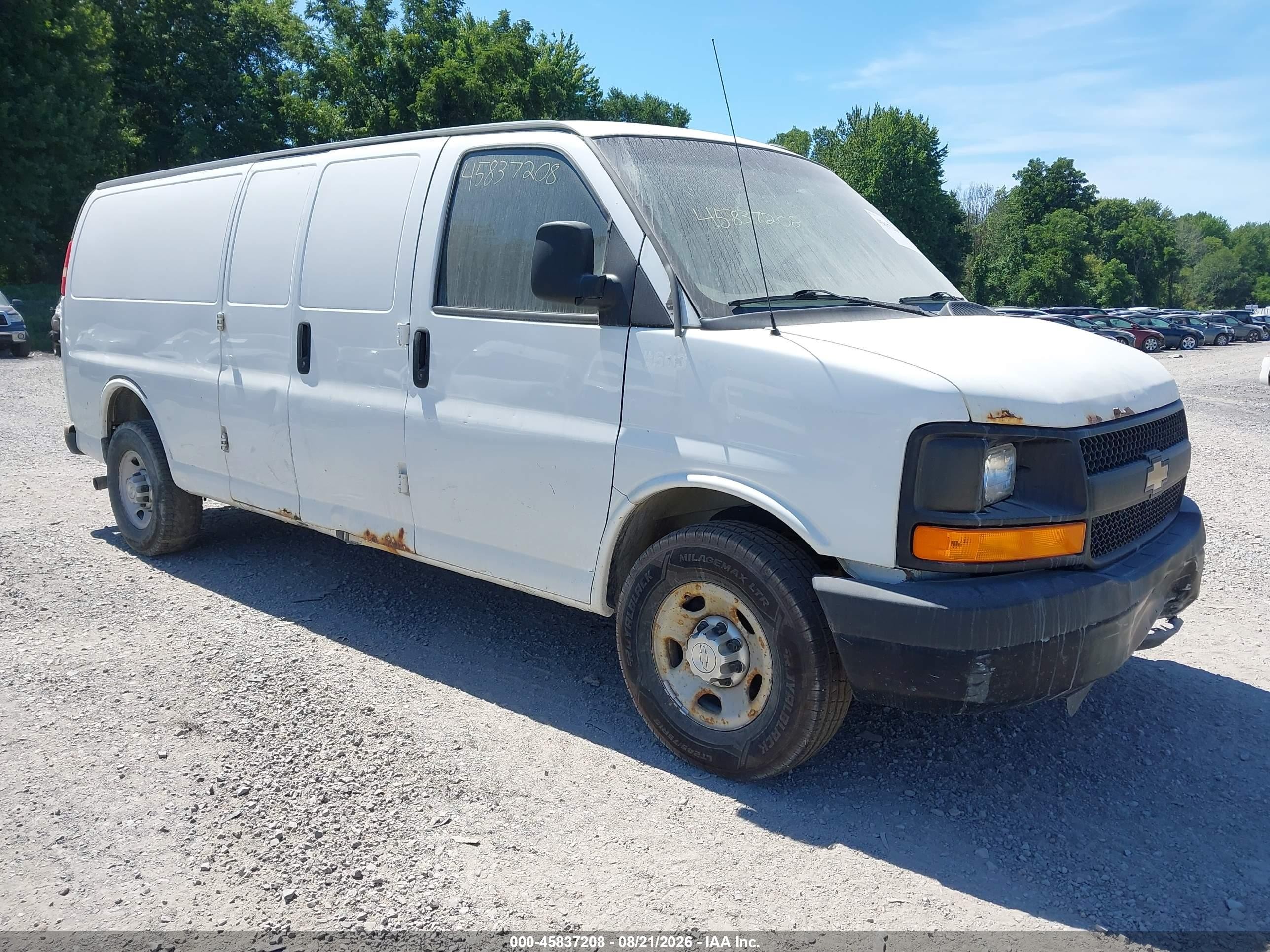 2015 Chevrolet Express 2500 Work Van White vin: 1GCWGGFF5F1103363