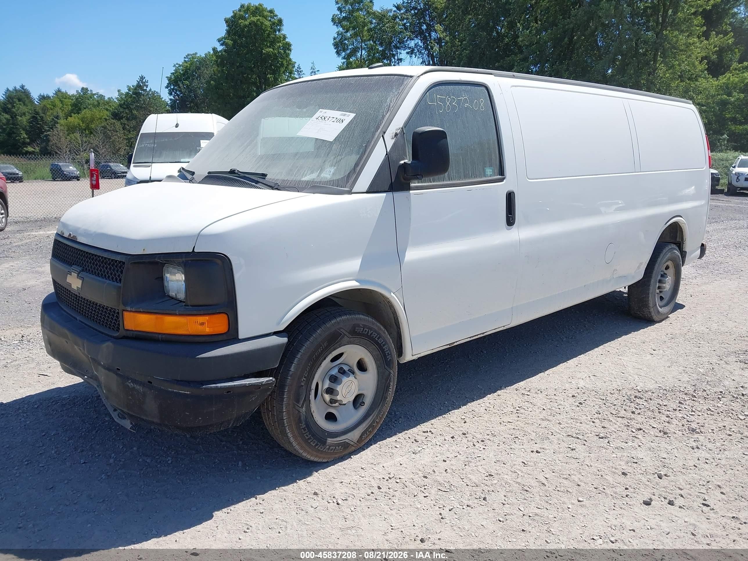 2015 Chevrolet Express 2500 Work Van White vin: 1GCWGGFF5F1103363