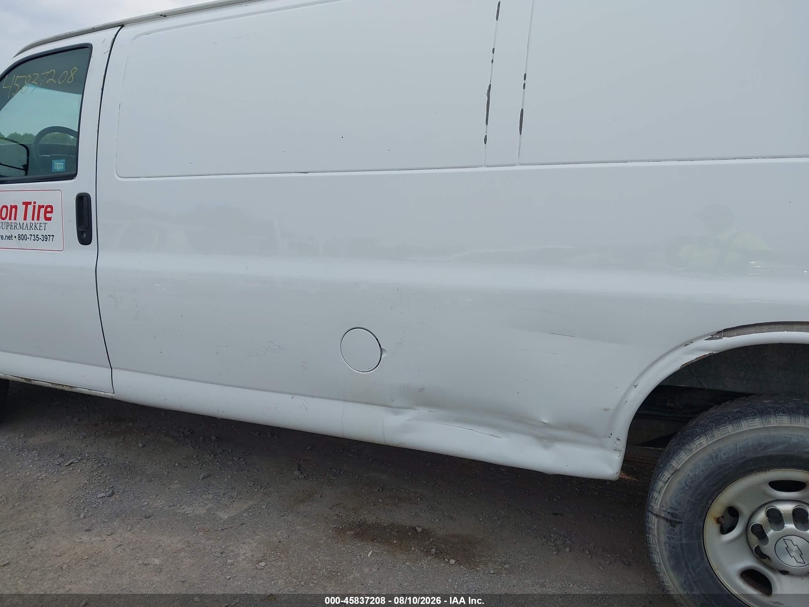2015 Chevrolet Express 2500 Work Van White vin: 1GCWGGFF5F1103363