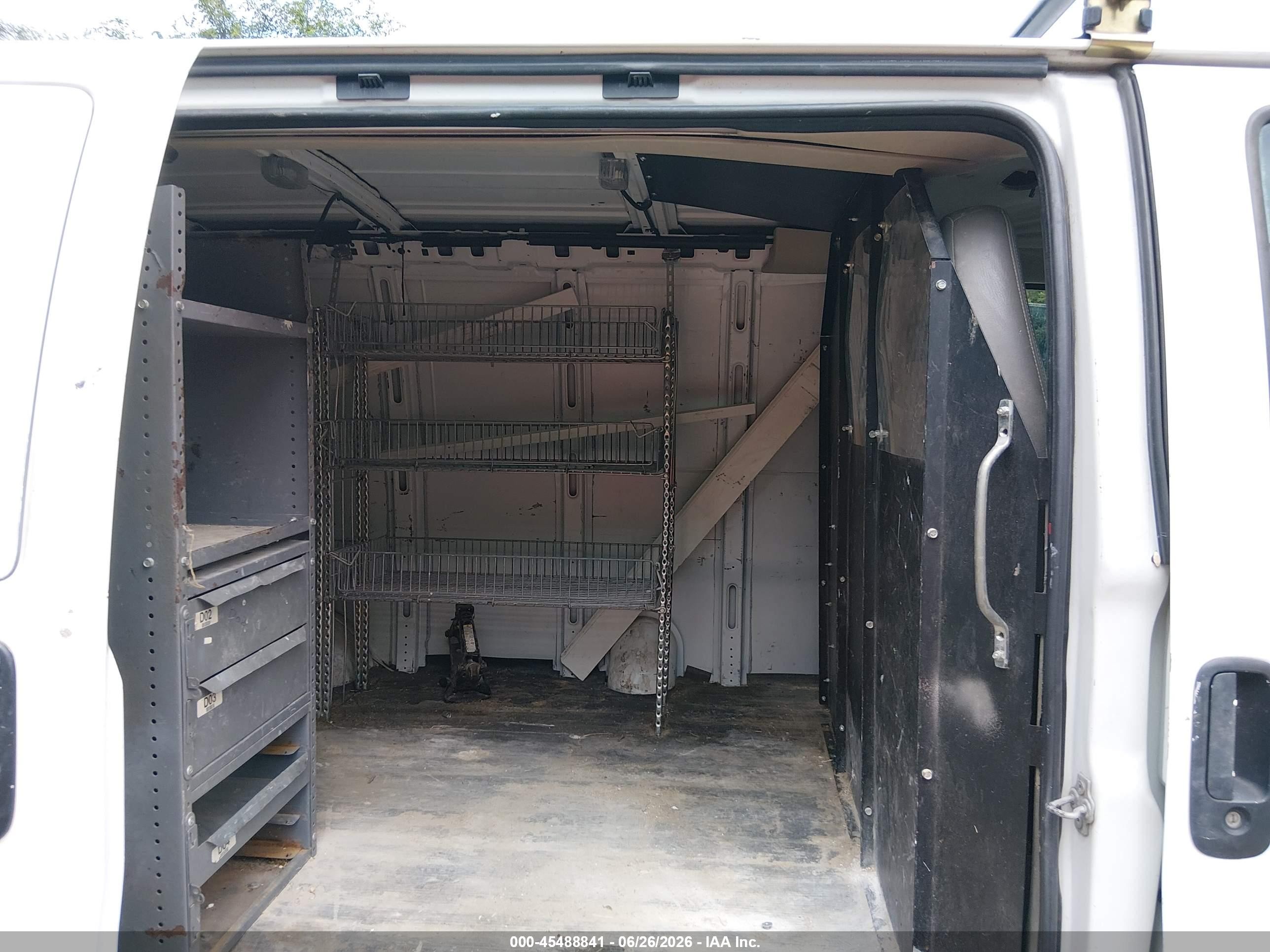 2010 Chevrolet Express 2500 Work Van White vin: 1GCZGFBA2A1151879