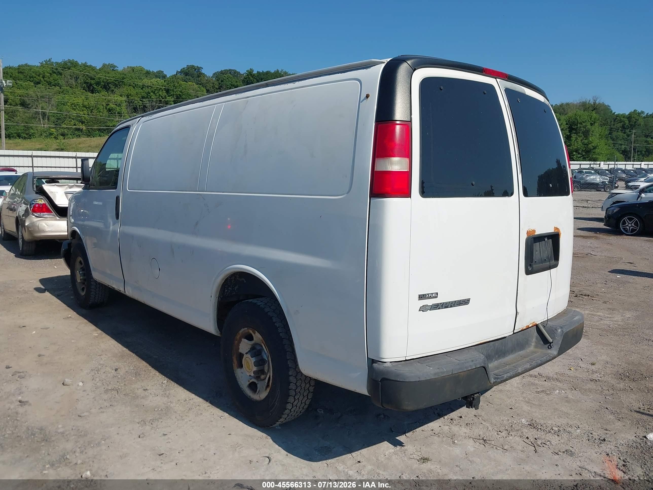 2010 Chevrolet Express 2500 Work Van White vin: 1GCZGFBA3A1109432