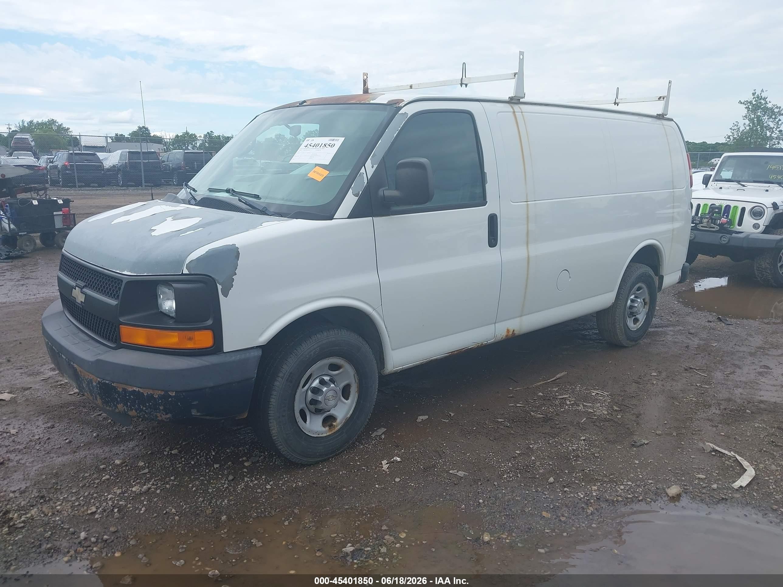2010 Chevrolet Express 2500 Work Van White vin: 1GCZGFDA0A1113130