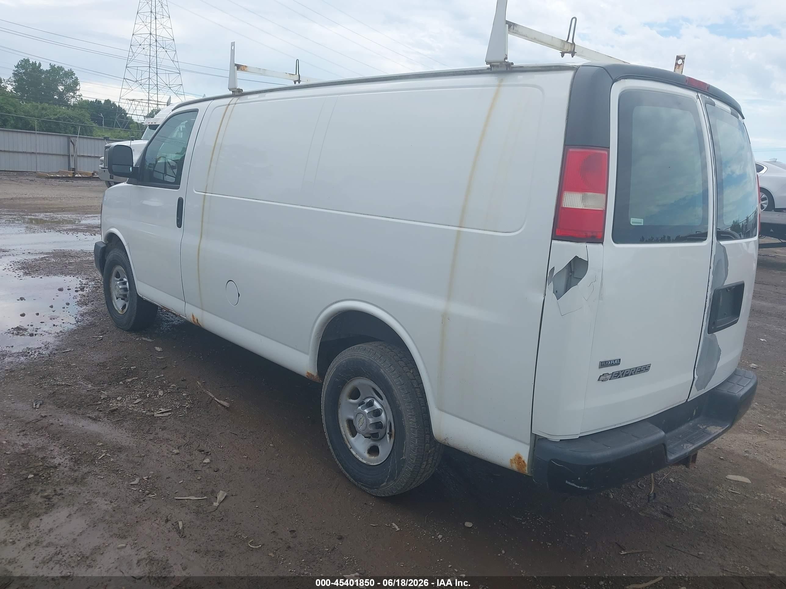 2010 Chevrolet Express 2500 Work Van White vin: 1GCZGFDA0A1113130