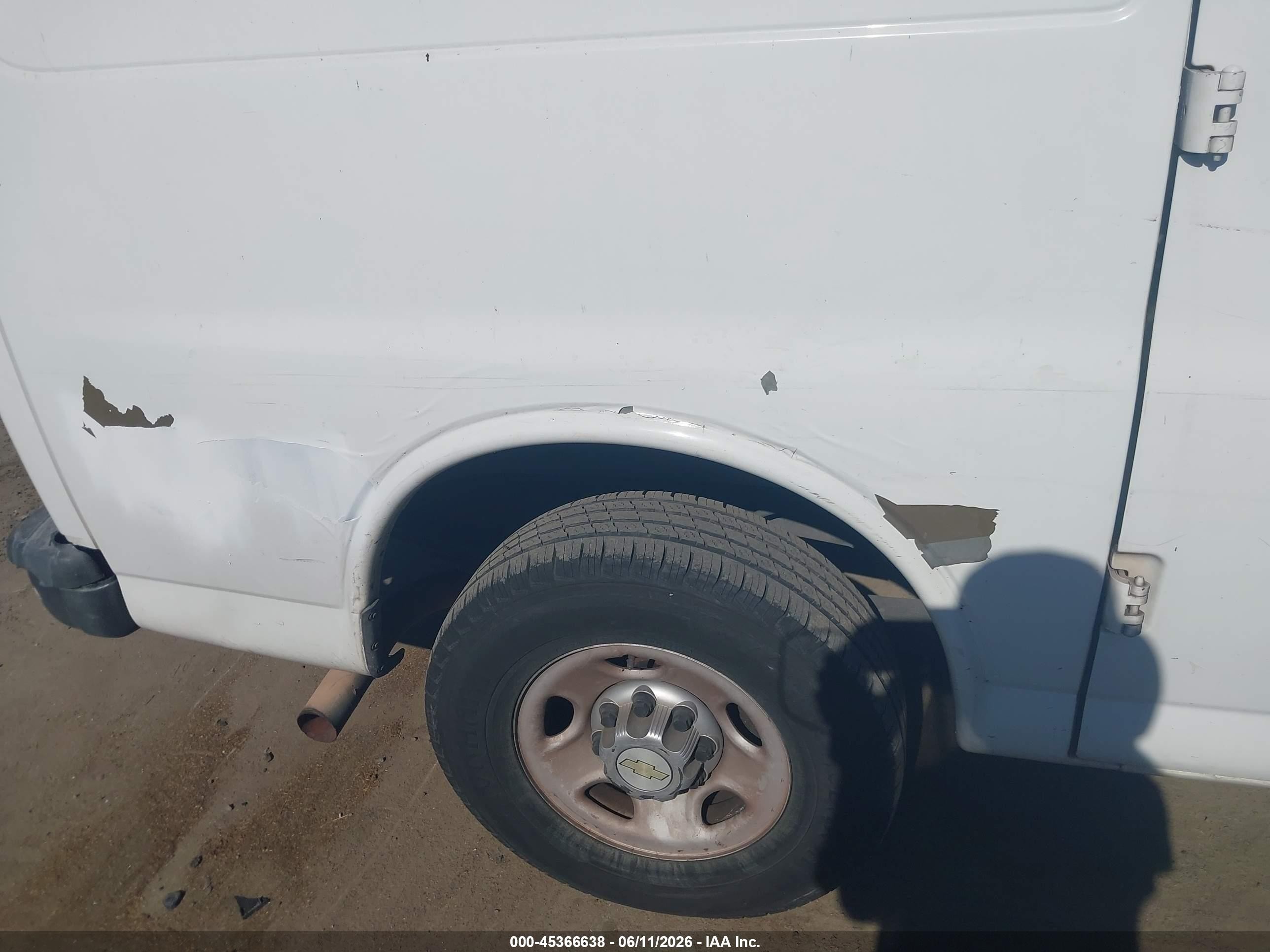 2010 Chevrolet Express 2500 Work Van Белый vin: 1GCZGFDA1A1124122