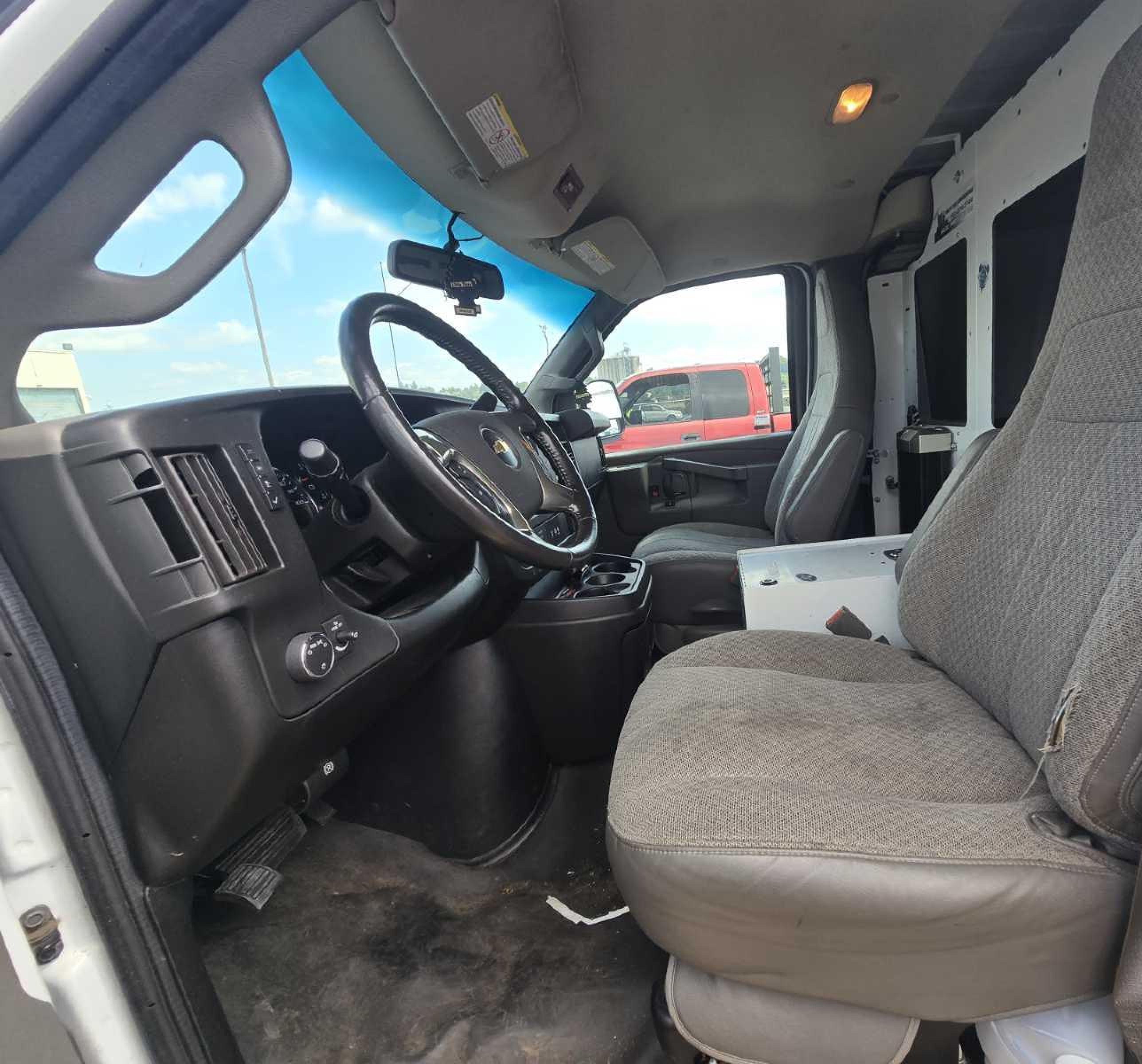 2018 Chevrolet Express 3500 Work Van vin: 1GCZGGFG6J1341074