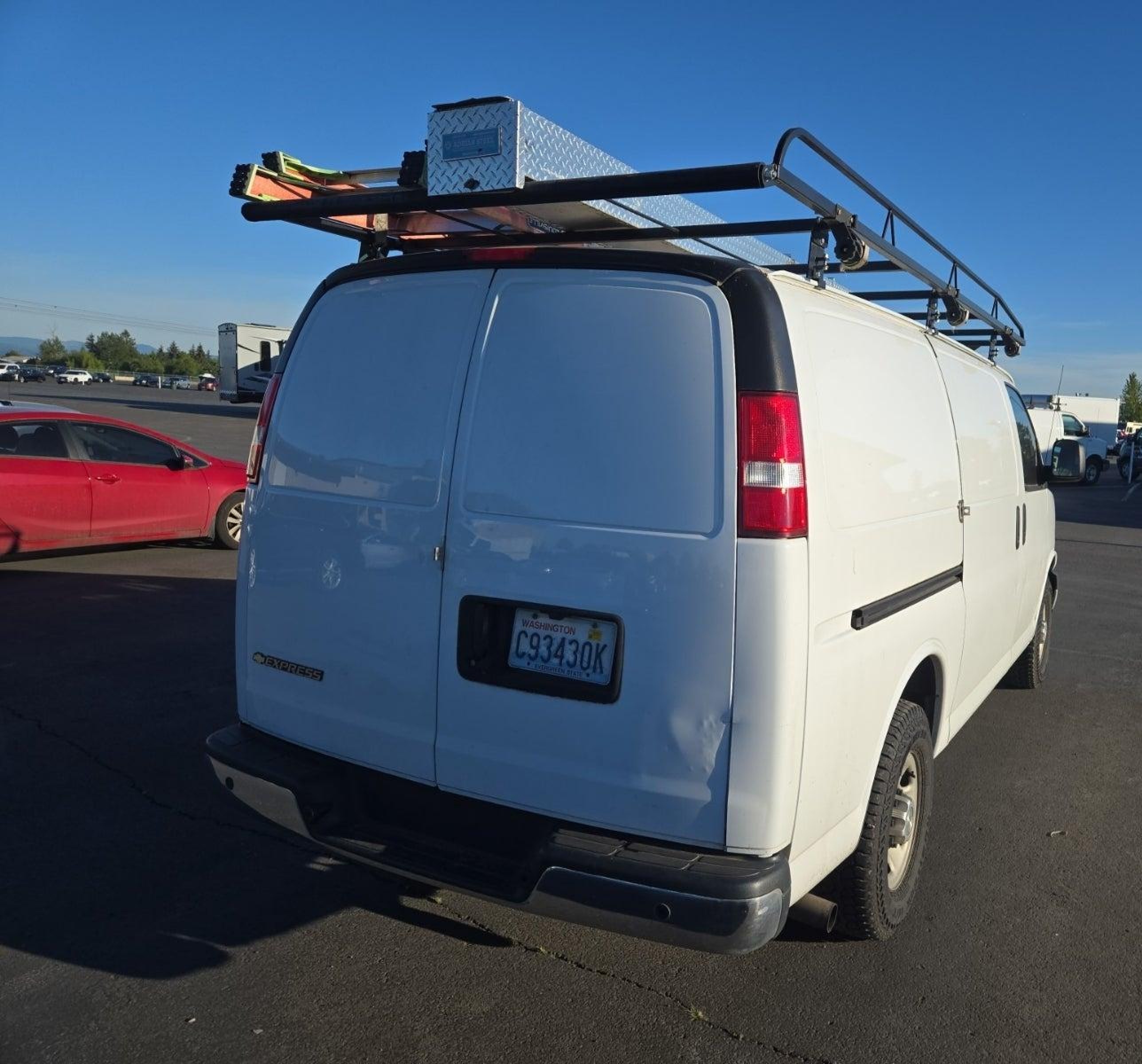 2017 Chevrolet Express G3500   vin: 1GCZGGFG9H1198597