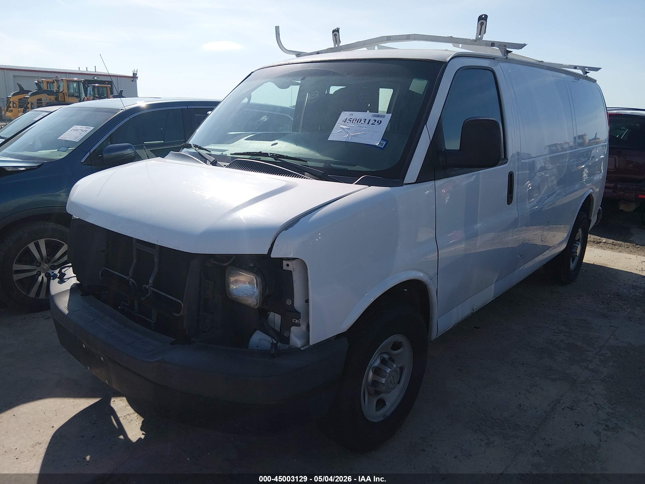 2013 Chevrolet Express 3500 Work Van White vin: 1GCZGTBG5D1140835