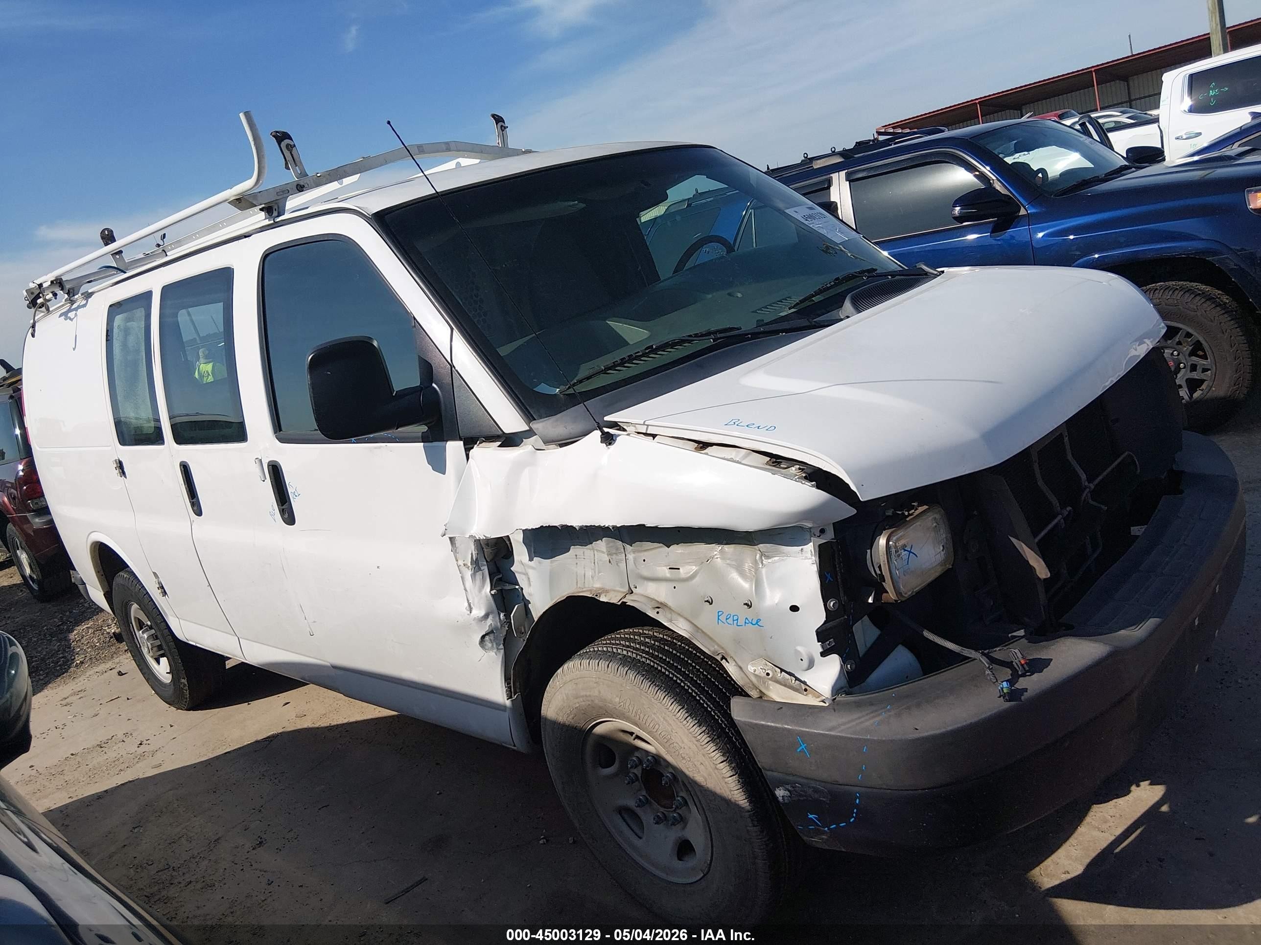 2013 Chevrolet Express 3500 Work Van White vin: 1GCZGTBG5D1140835