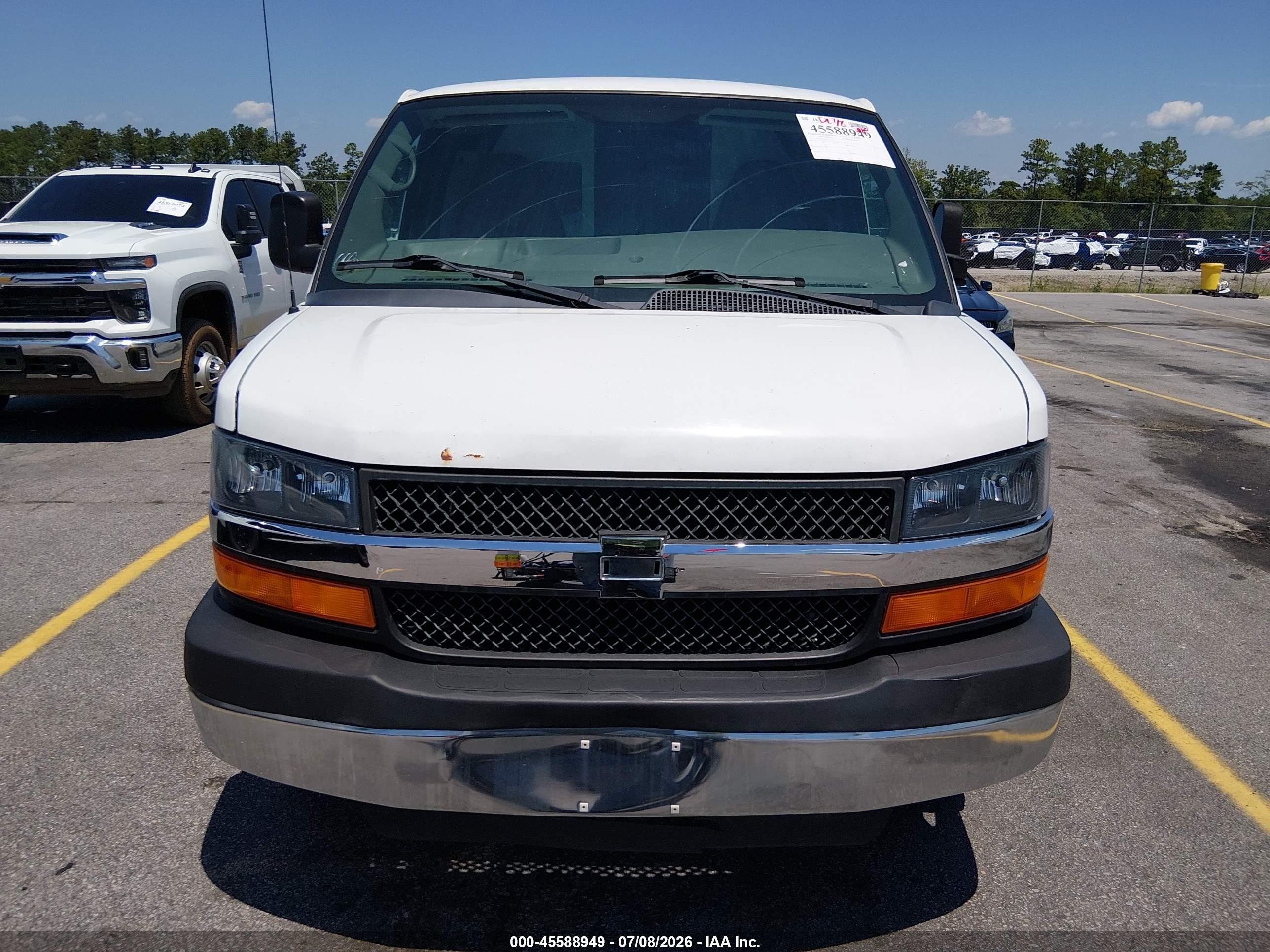 2013 Chevrolet Express 3500 Work Van White vin: 1GCZGTBGXD1165956