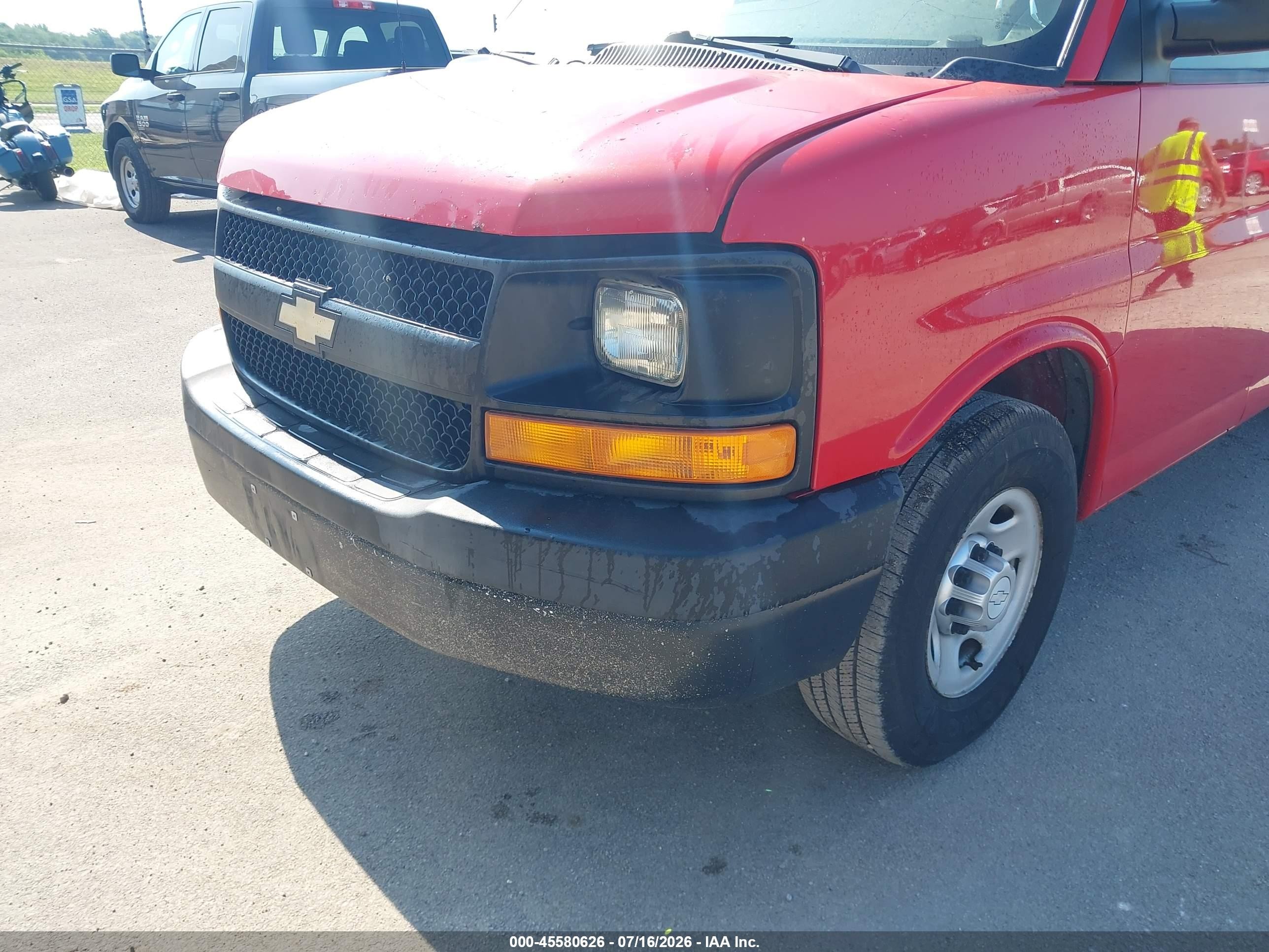2014 Chevrolet Express 3500 Work Van Red vin: 1GCZGTCA8E1193539