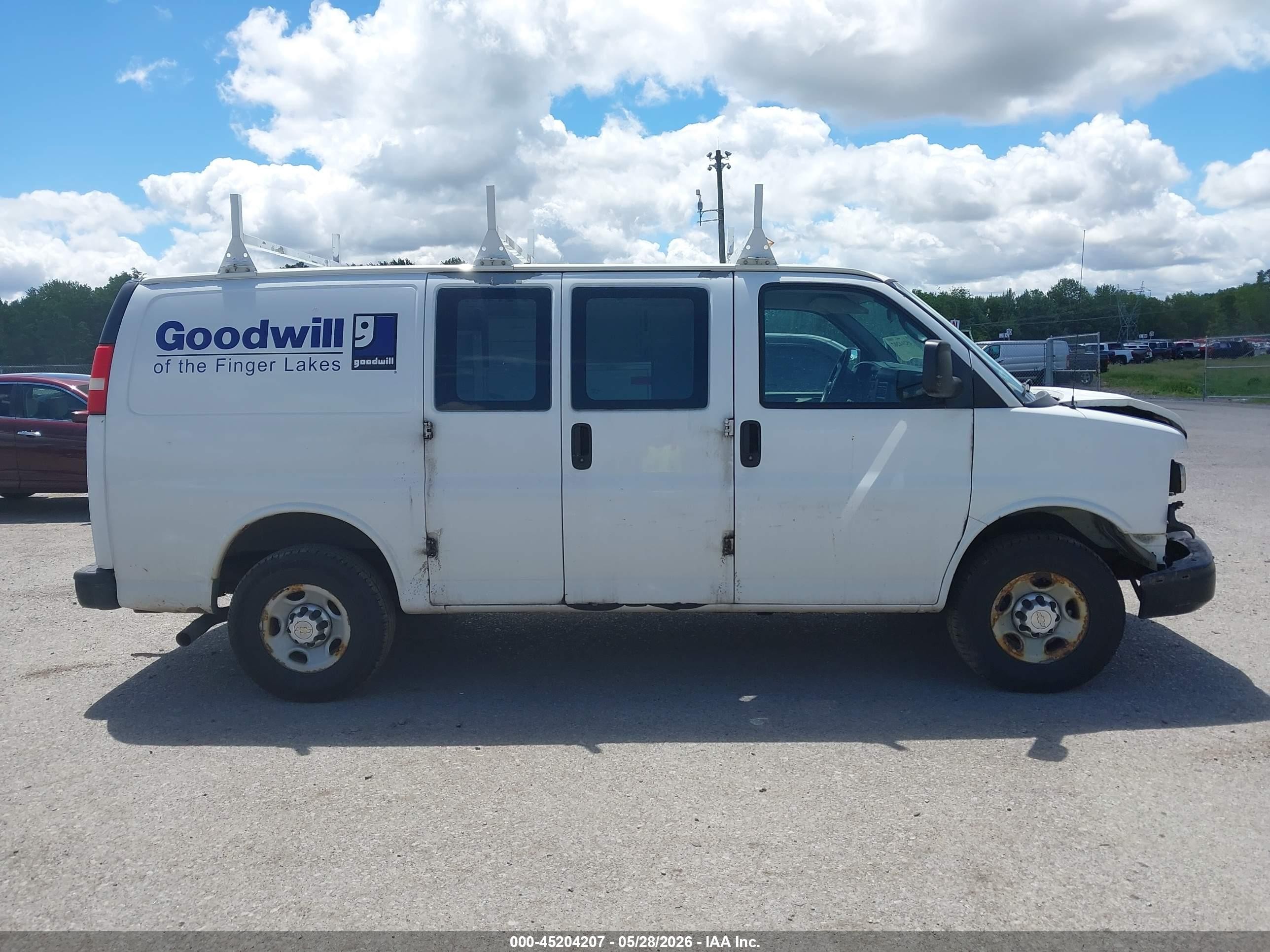 2012 Chevrolet Express 3500 Work Van White vin: 1GCZGTCA9C1176147