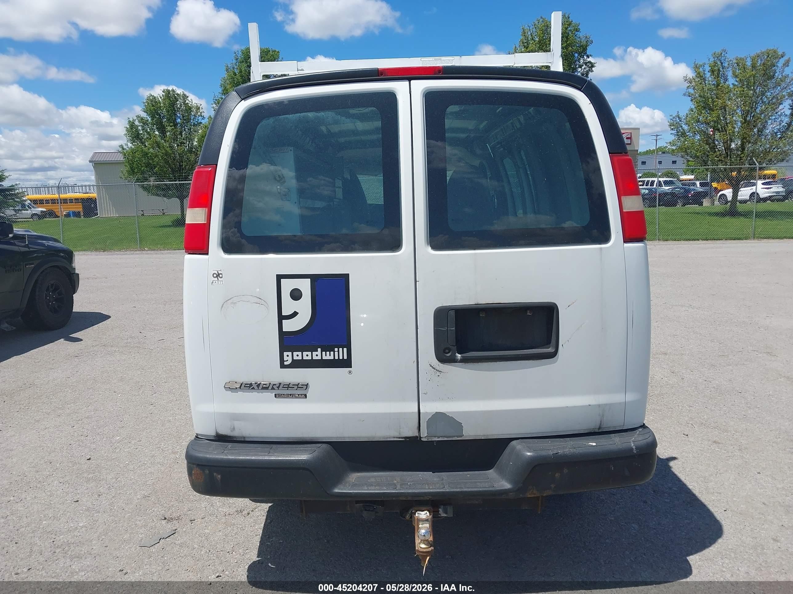 2012 Chevrolet Express 3500 Work Van White vin: 1GCZGTCA9C1176147