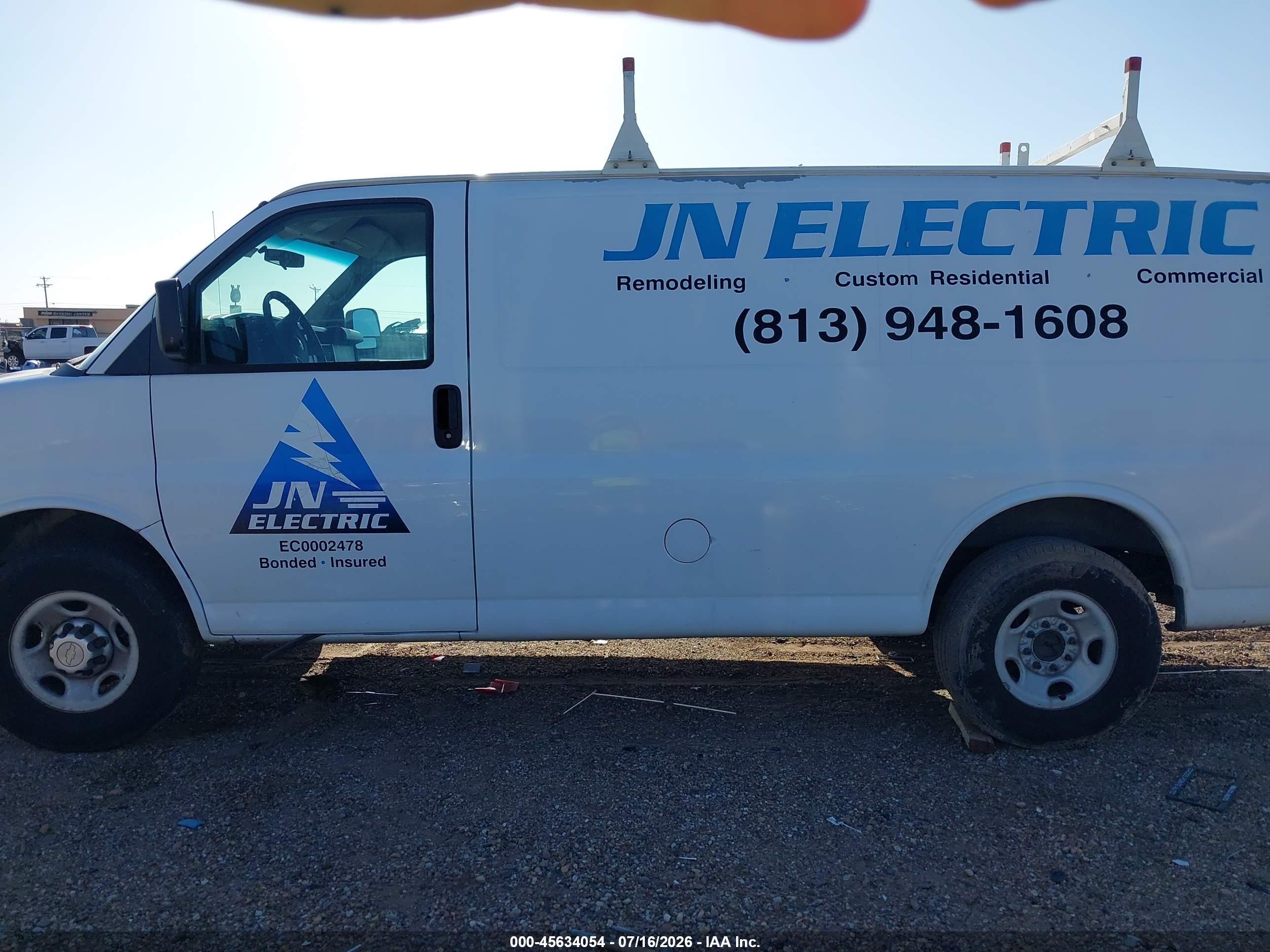 2013 Chevrolet Express 3500 Work Van White vin: 1GCZGTCGXD1128789