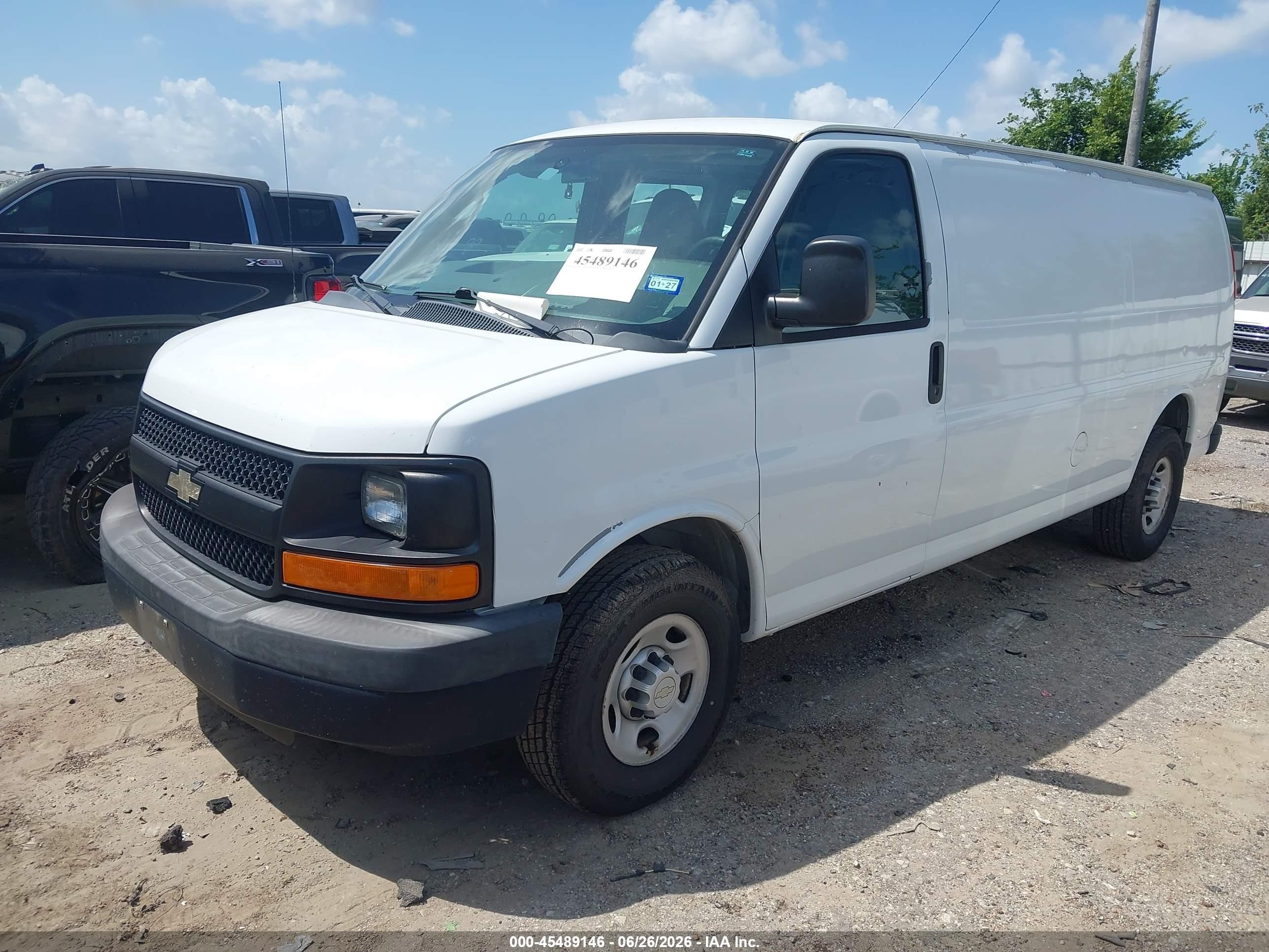 2012 Chevrolet Express 3500 Work Van White vin: 1GCZGUBA2C1177177