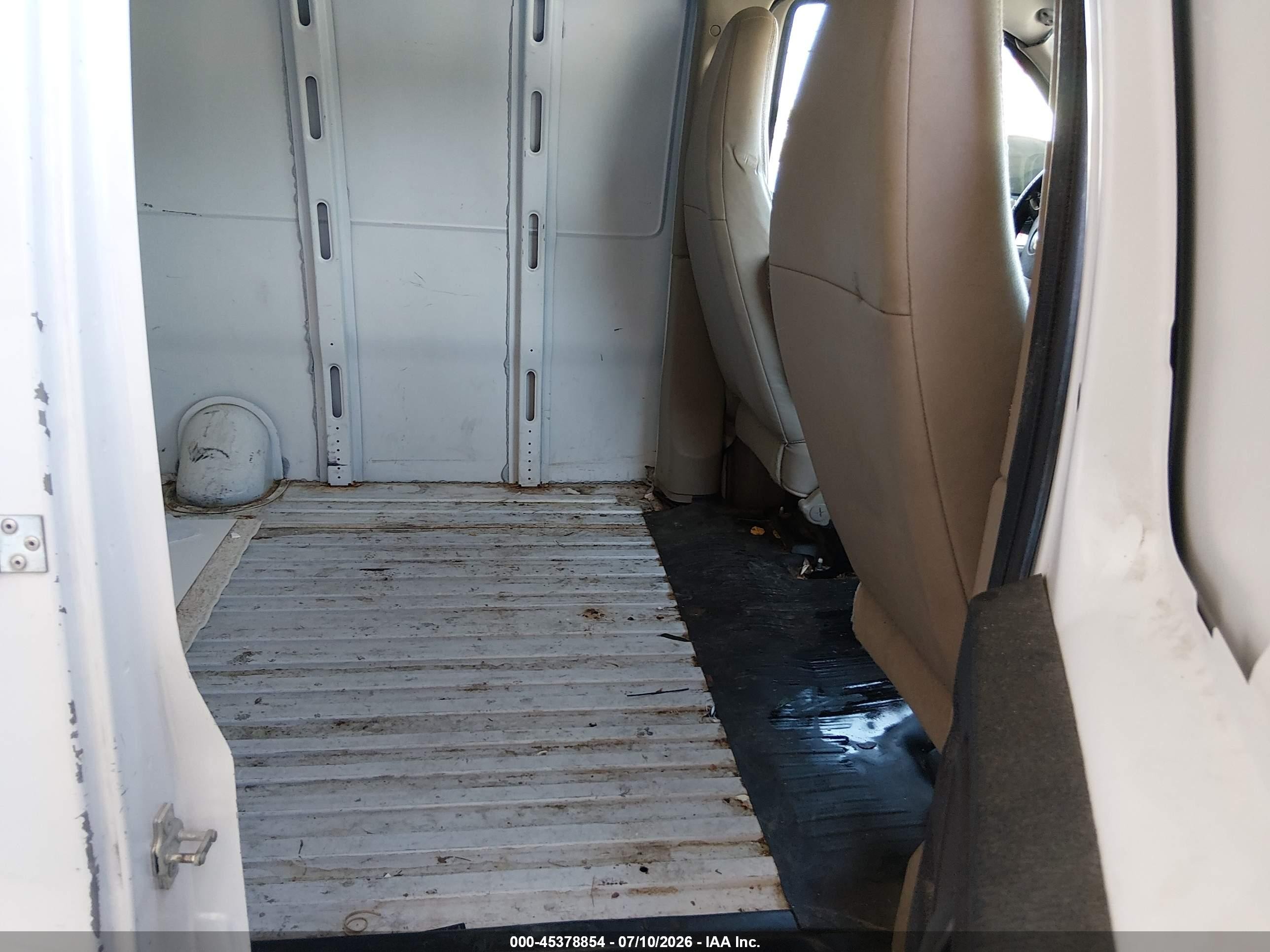 2014 Chevrolet Express 3500 Work Van Белый vin: 1GCZGUCA1E1149128