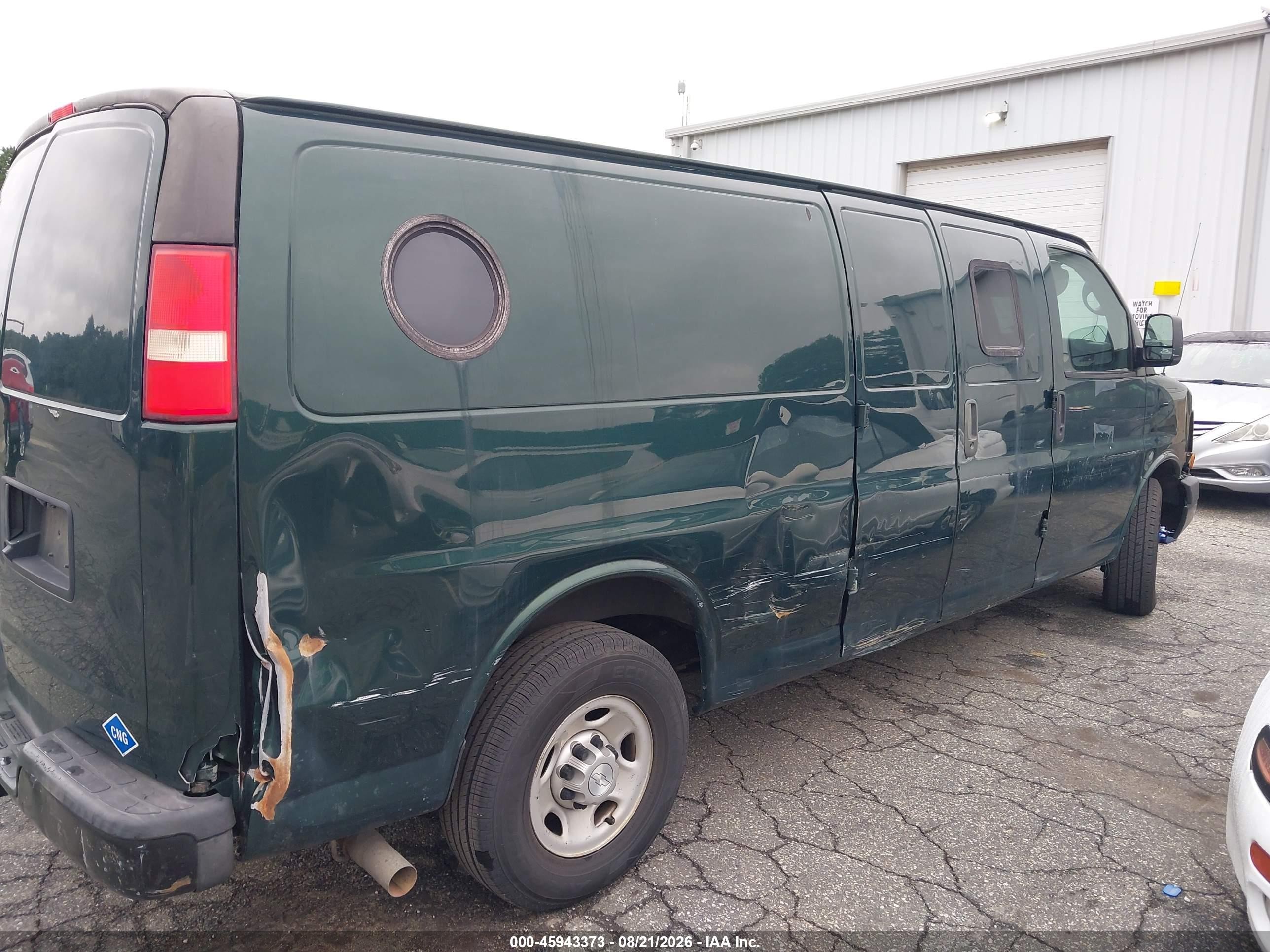 2014 Chevrolet Express 3500 Work Van Green vin: 1GCZGUCBXE1190799