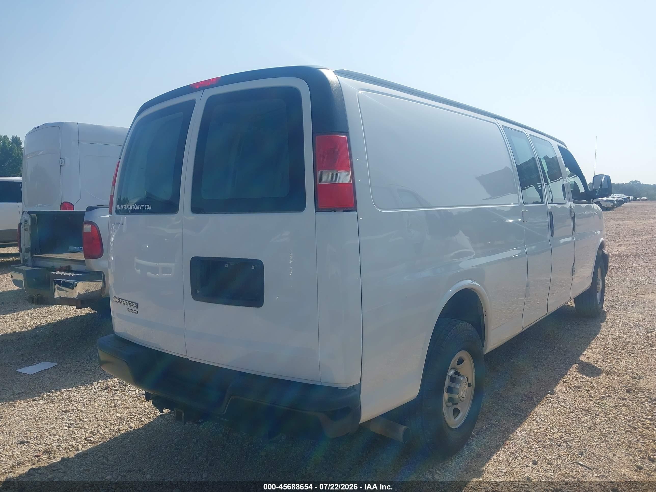 2015 Chevrolet Express 3500 Work Van White vin: 1GCZGUCG0F1283697