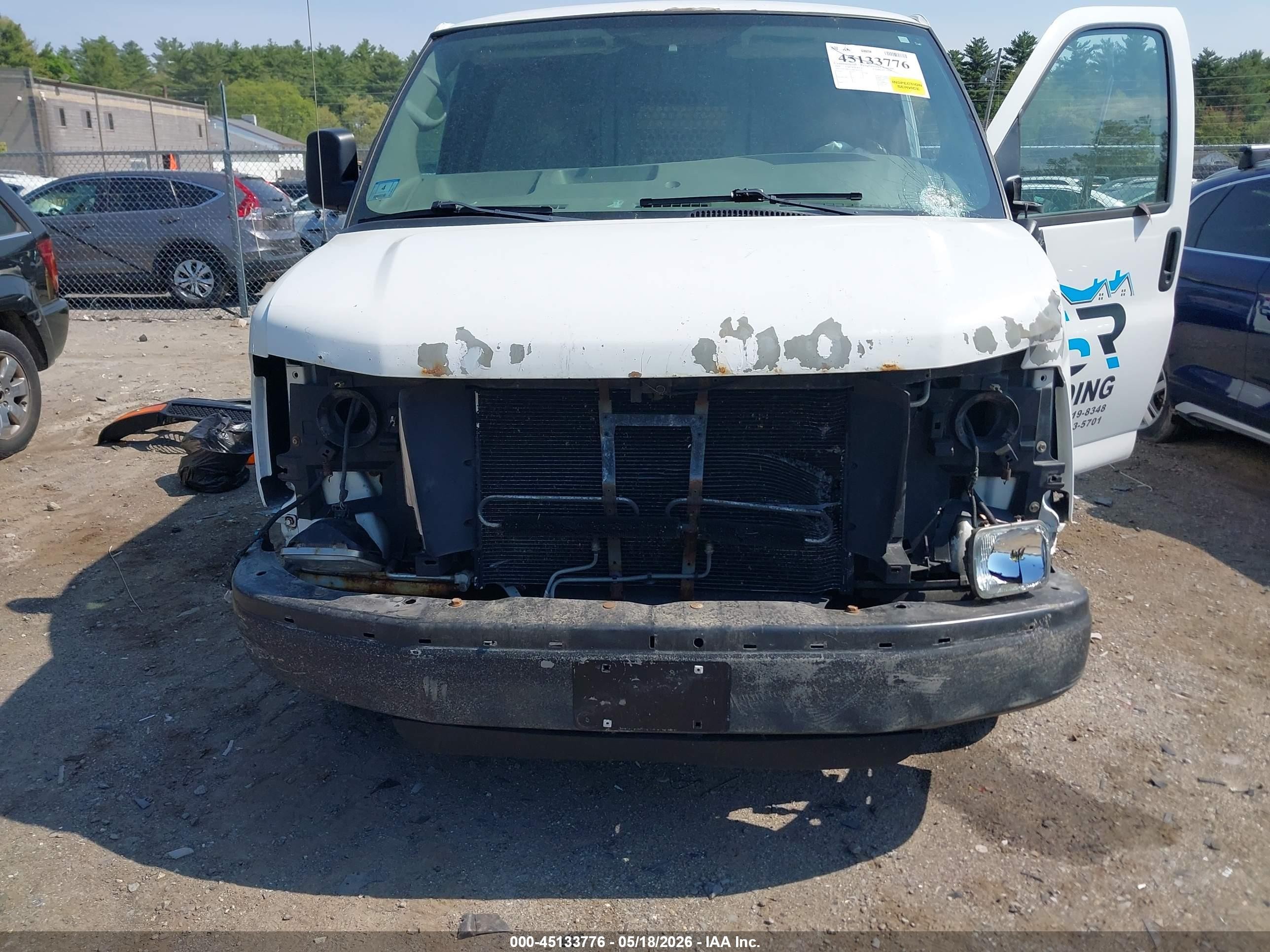 2011 Chevrolet Express 3500 Work Van White vin: 1GCZGUCG4B1183676