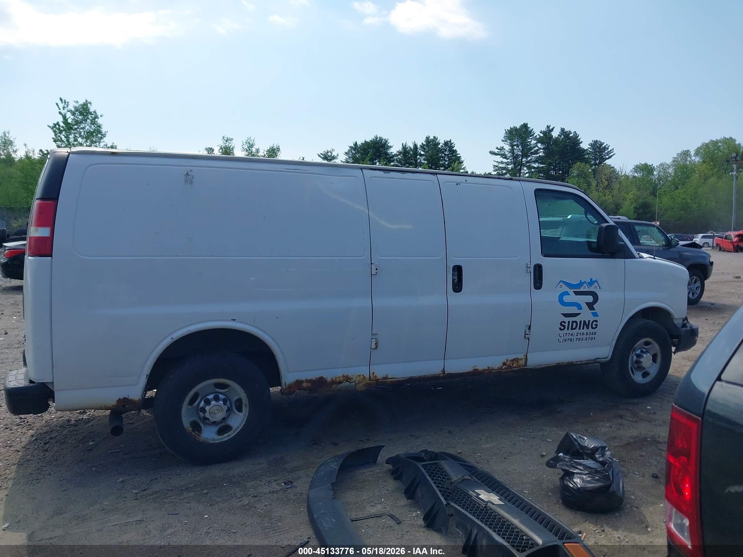 2011 Chevrolet Express 3500 Work Van White vin: 1GCZGUCG4B1183676