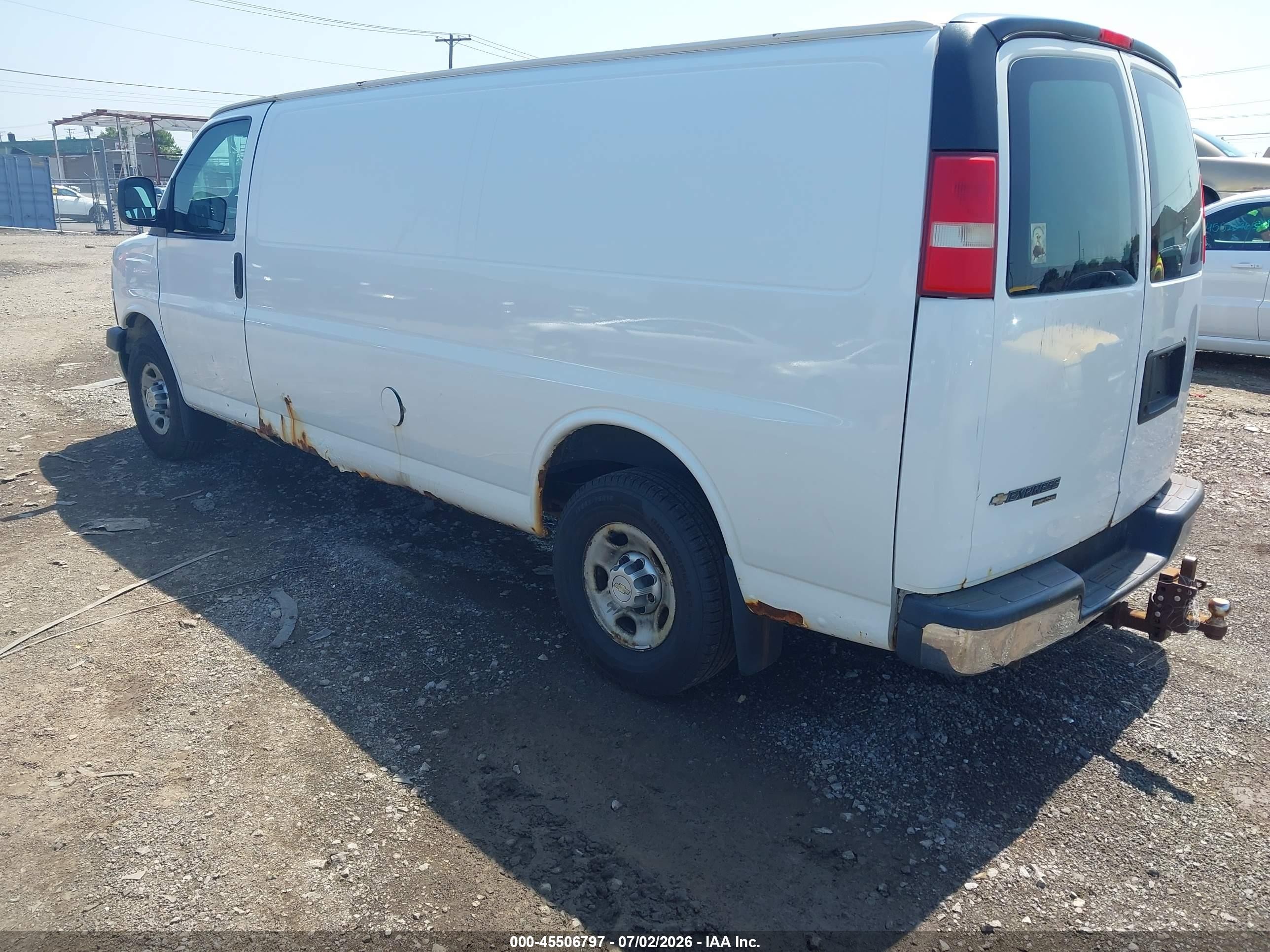 2013 Chevrolet Express 3500 Work Van Белый vin: 1GCZGUCG4D1183549