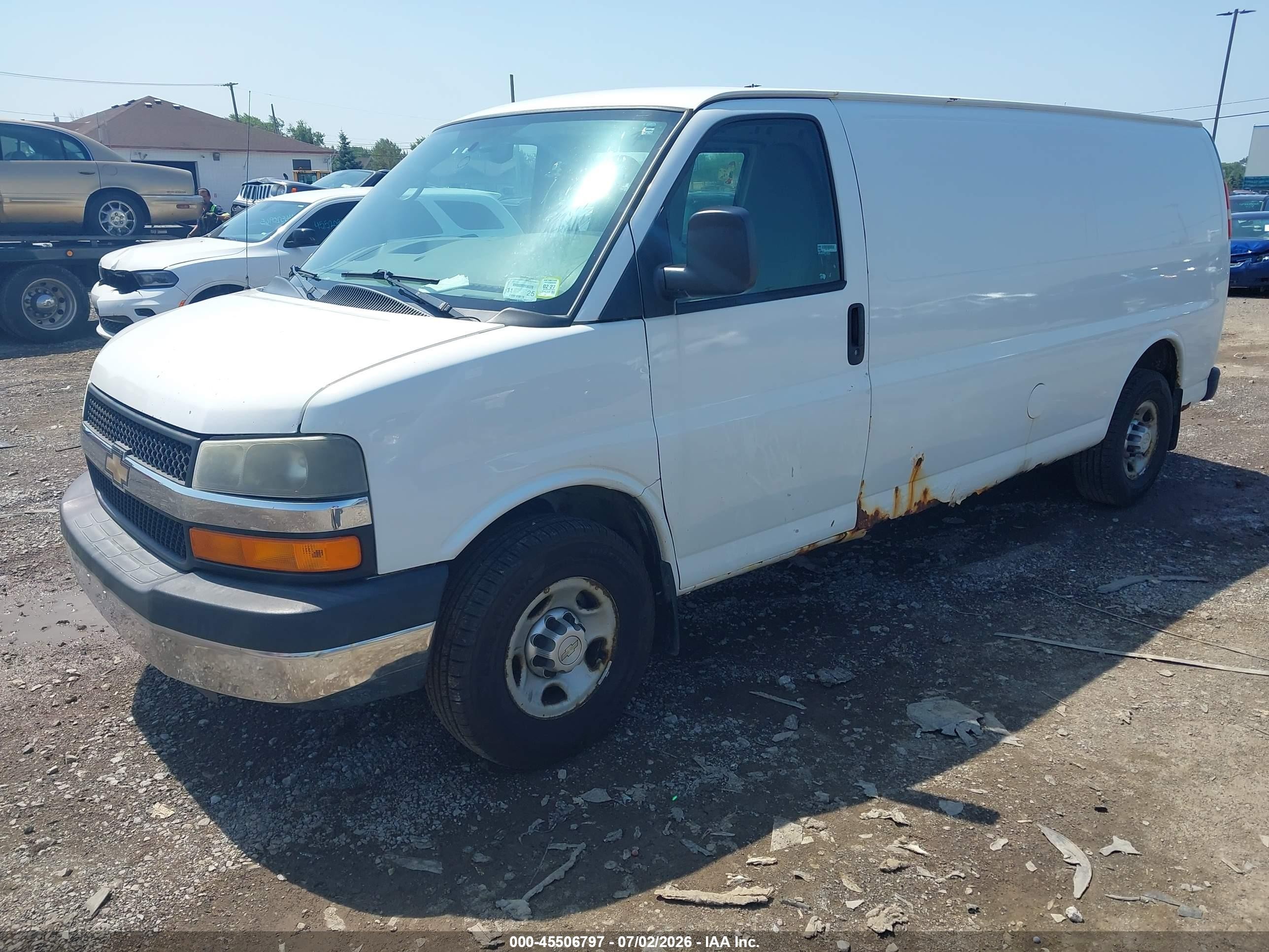 2013 Chevrolet Express 3500 Work Van Белый vin: 1GCZGUCG4D1183549