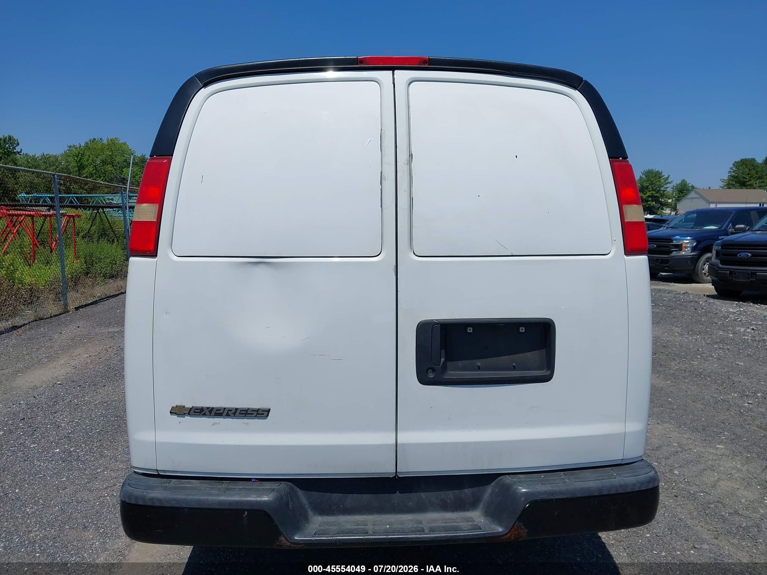 2014 Chevrolet Express 3500 Work Van Белый vin: 1GCZGUCG6E1135231